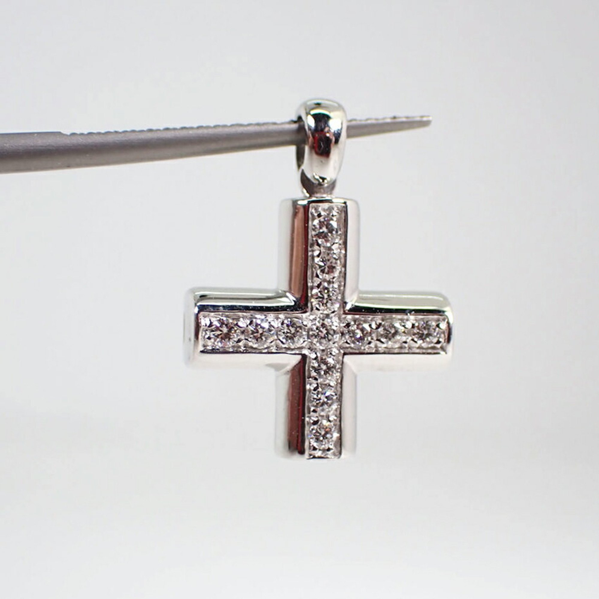 BVLGARI Bulgari 750WG Diamond Latin Cross Pendant Top