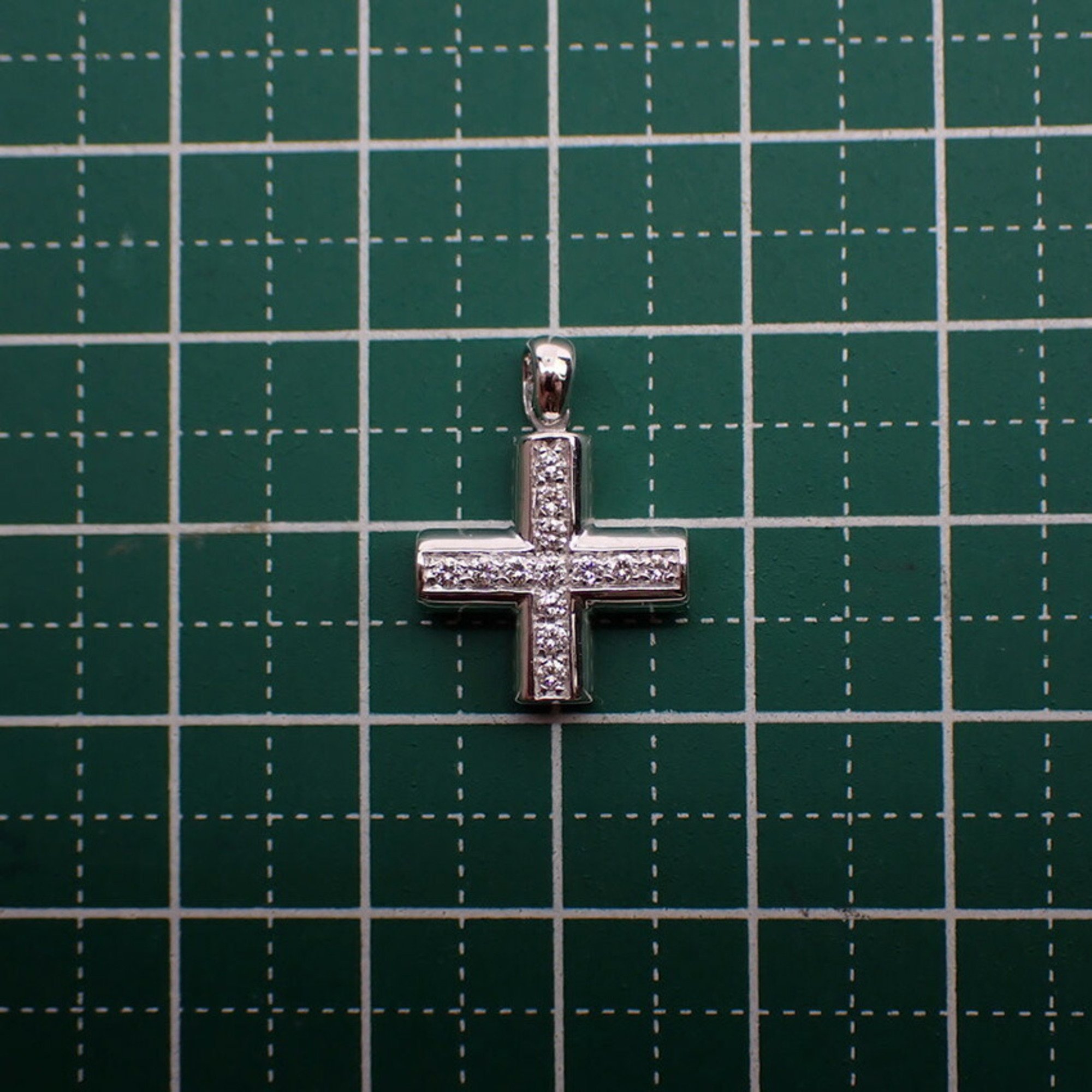 BVLGARI Bulgari 750WG Diamond Latin Cross Pendant Top