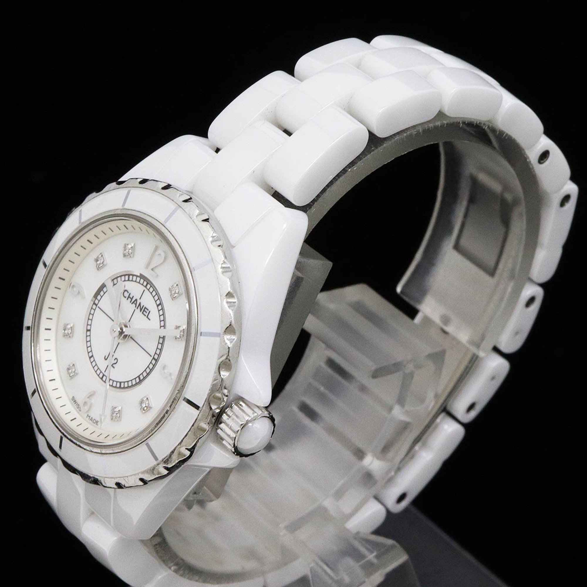 CHANEL J12 White Ceramic Shell Dial 8P Diamond Ladies Quartz Watch H2570