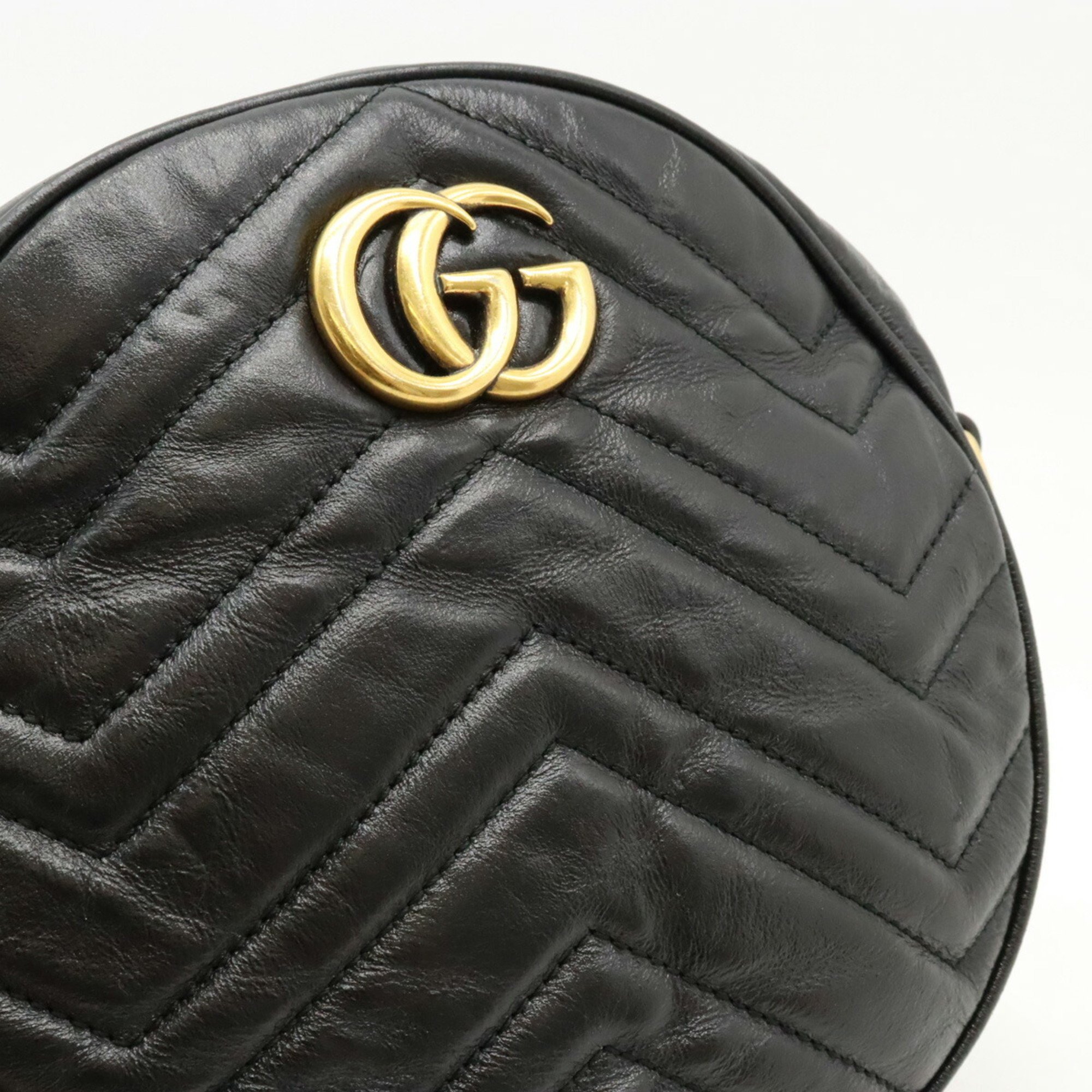 GUCCI GG Marmont Round Shoulder Bag Chain Quilted Leather Black 550154