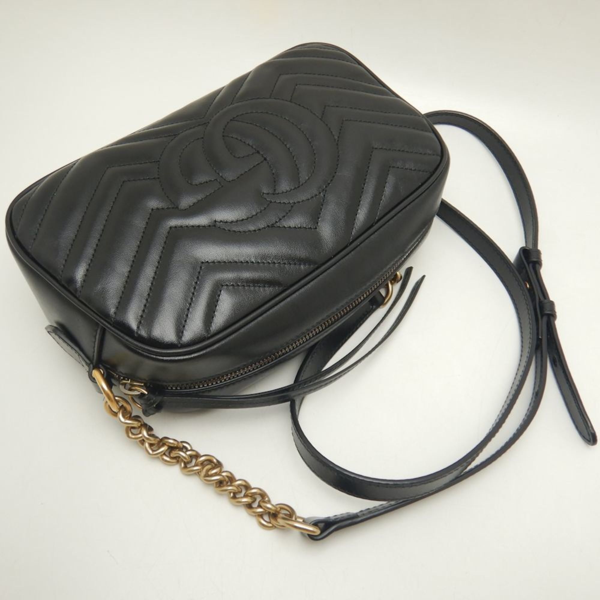 GUCCI Quilted Small Shoulder Bag 447632 GG Marmont Leather Black 251992