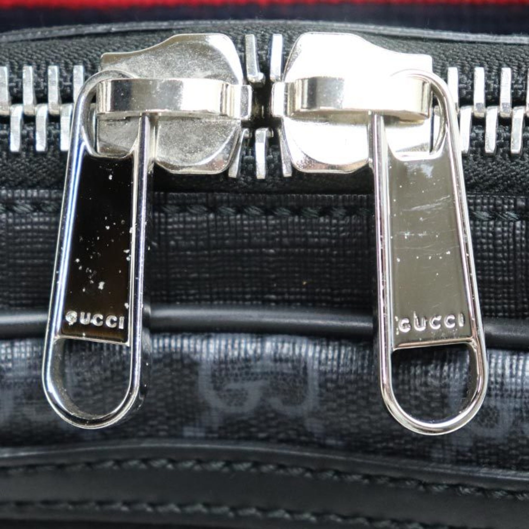 GUCCI GG Supreme Belt Bag Body Grey/Black 474293 K9RRN Men's