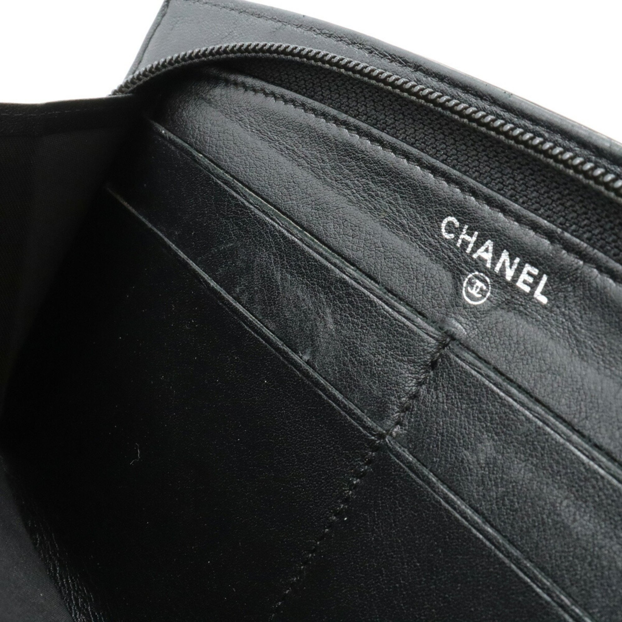 CHANEL Chanel Makeup Coco Mark Round Long Wallet Enamel Patent Leather Black 7662