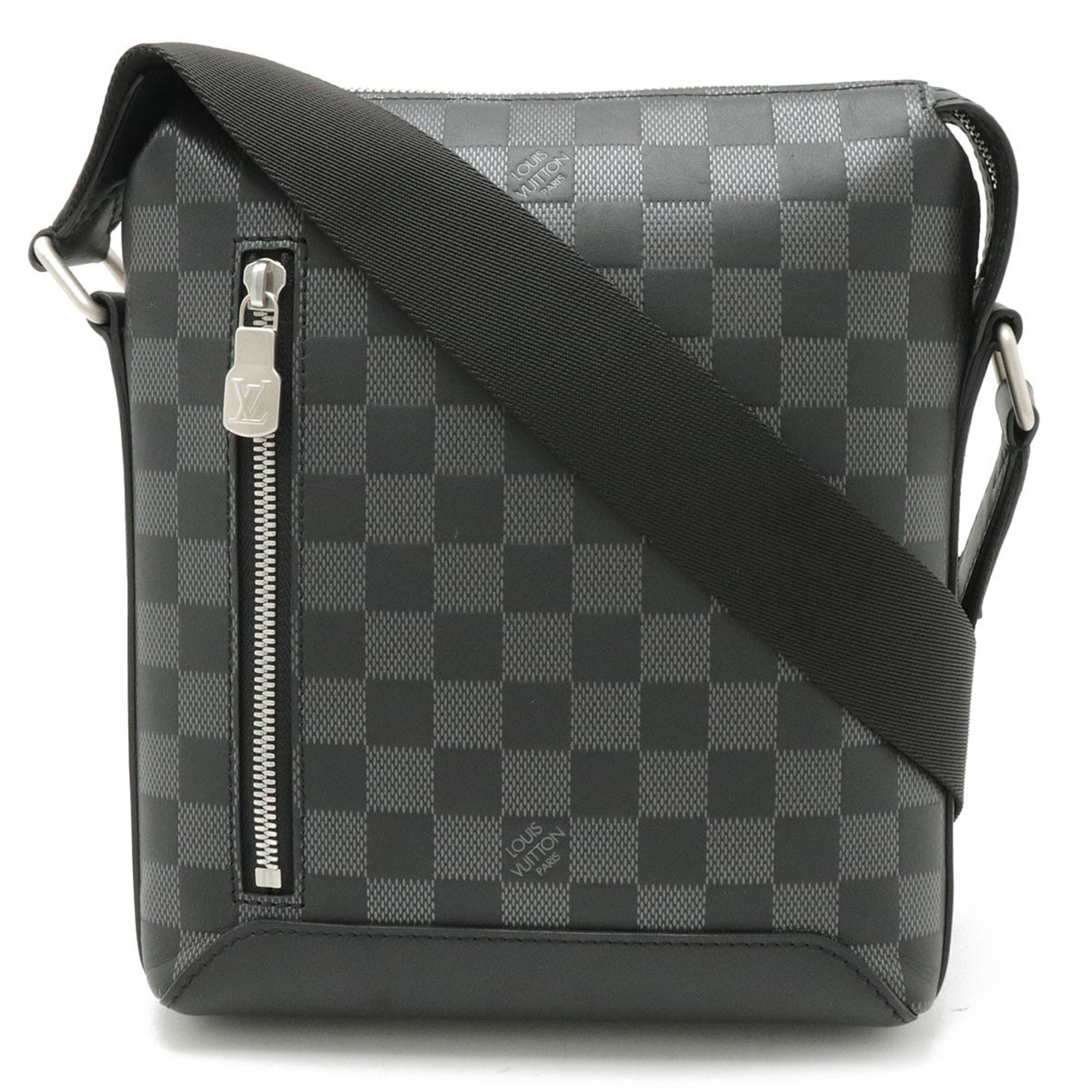 LOUIS VUITTON Damier Infini Discovery PPM Shoulder Bag Onyx Black N40122