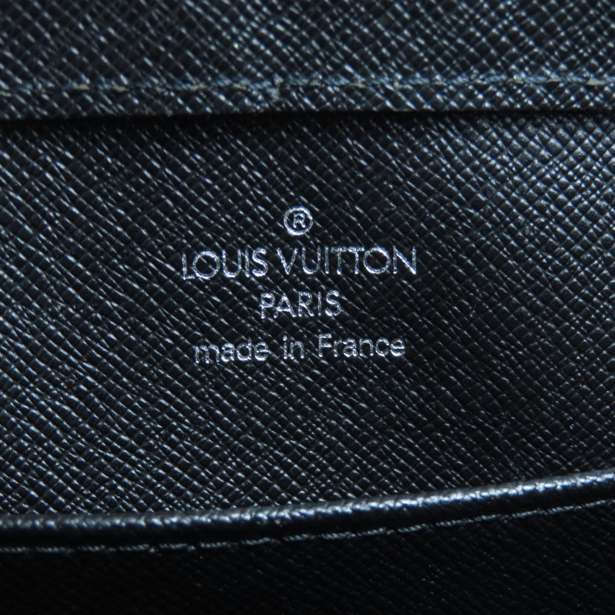 Louis Vuitton M30182 Taiga Baikal Second Bag Leather Women's LOUIS VUITTON