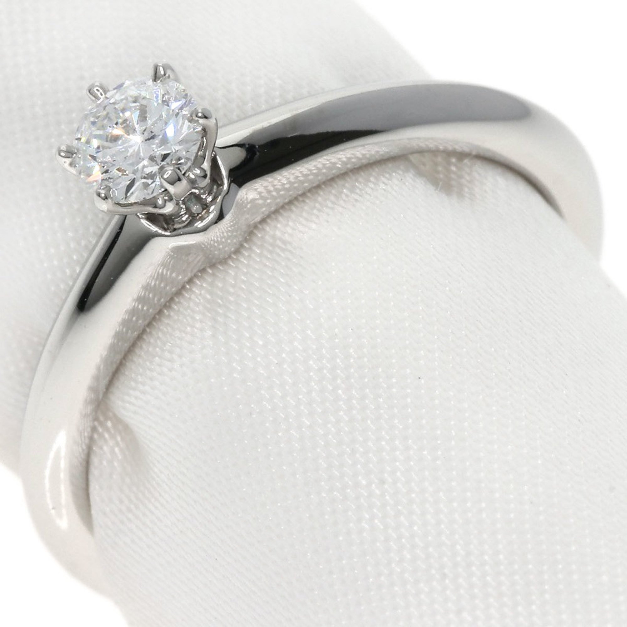 Tiffany solitaire diamond ring, platinum PT950, for women, TIFFANY&Co.