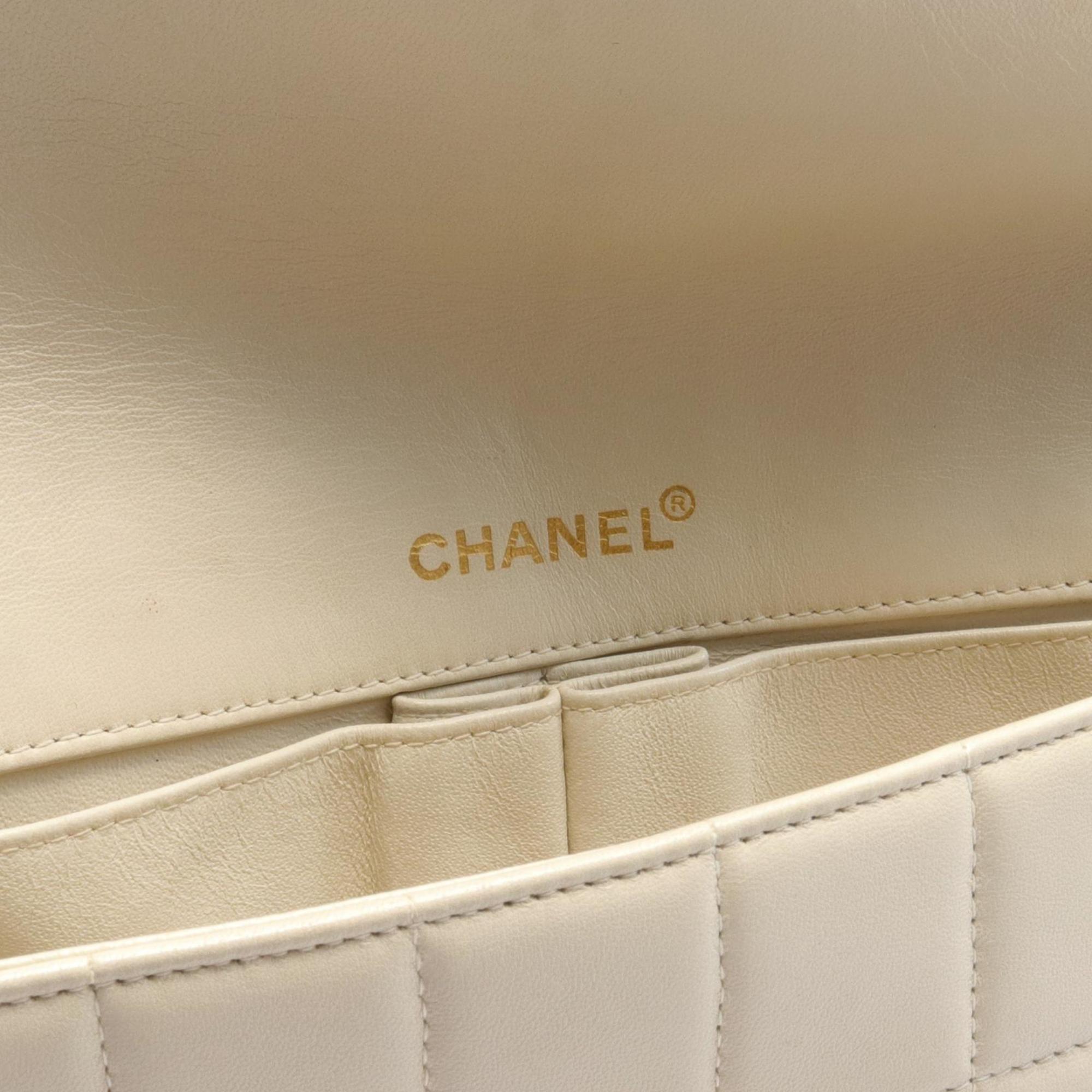 CHANEL Chocolate Bar Shoulder Bag, Leather, Women's, Ivory