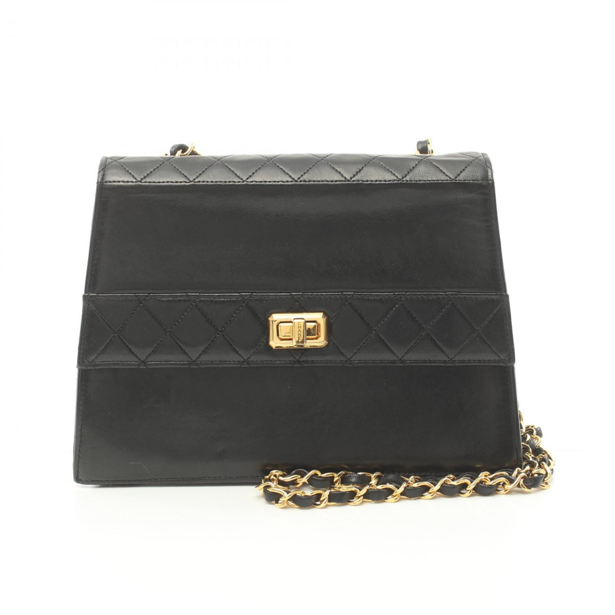 CHANEL Matelasse Shoulder Bag, Lambskin, Women's, Black