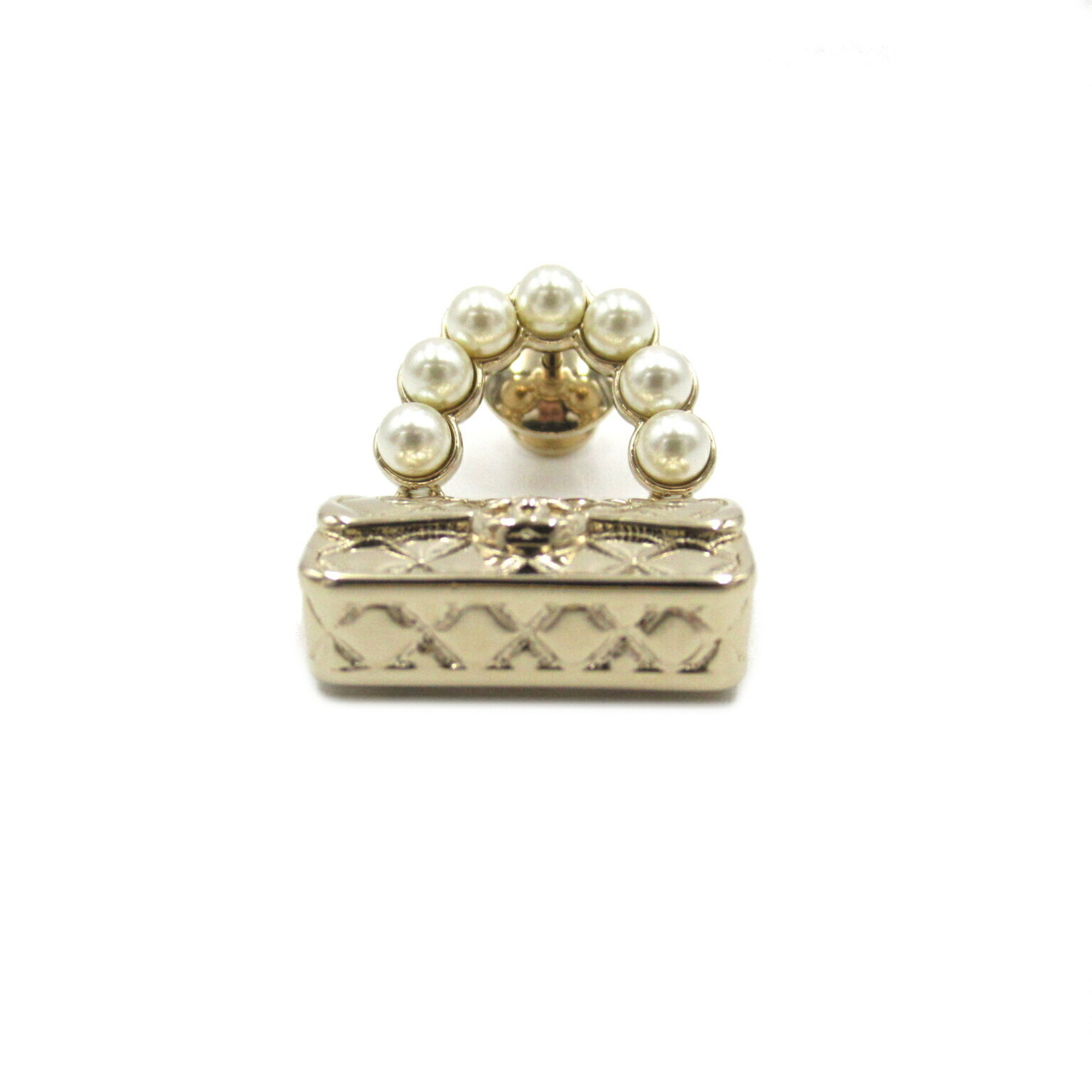 CHANEL Matelasse Pin Brooch GP (Gold Plated) Women's Gold B21S