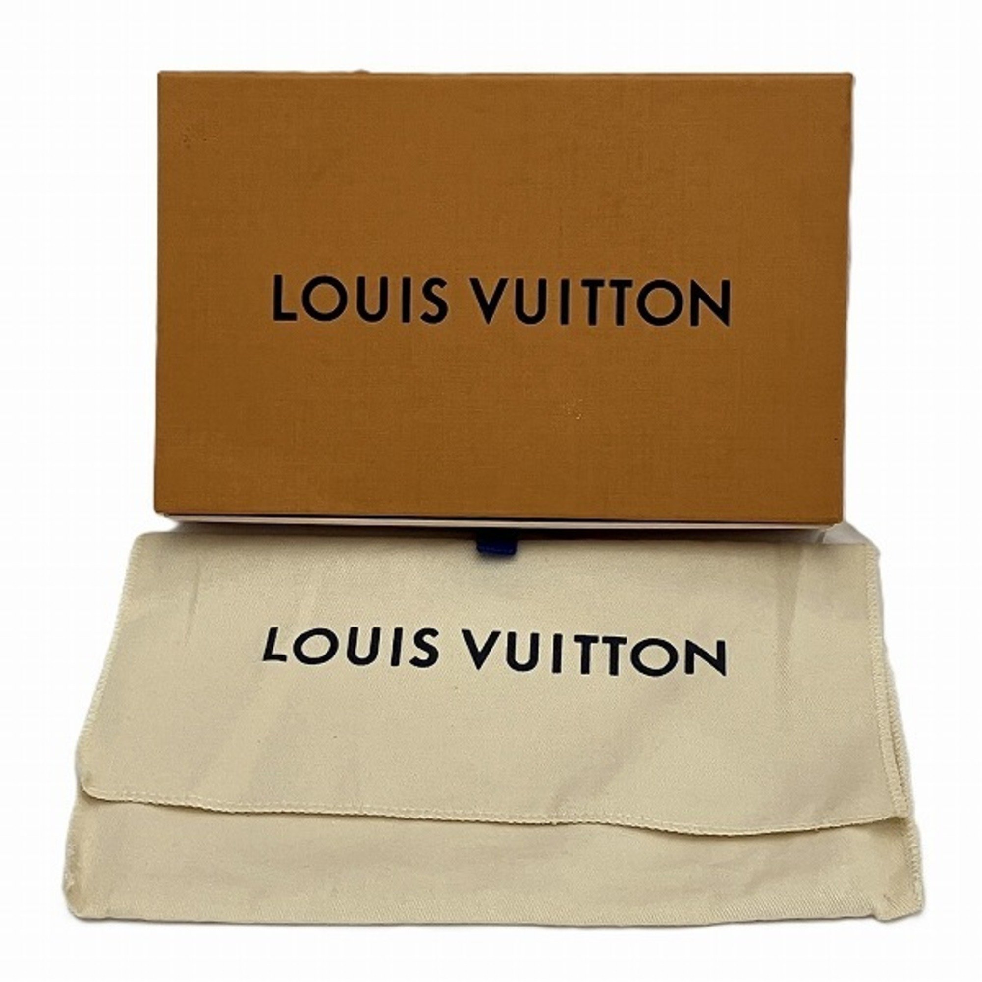 Louis Vuitton Taiga Pochette Discovery PM M30278 Small items Pouches Men's Women's Bags