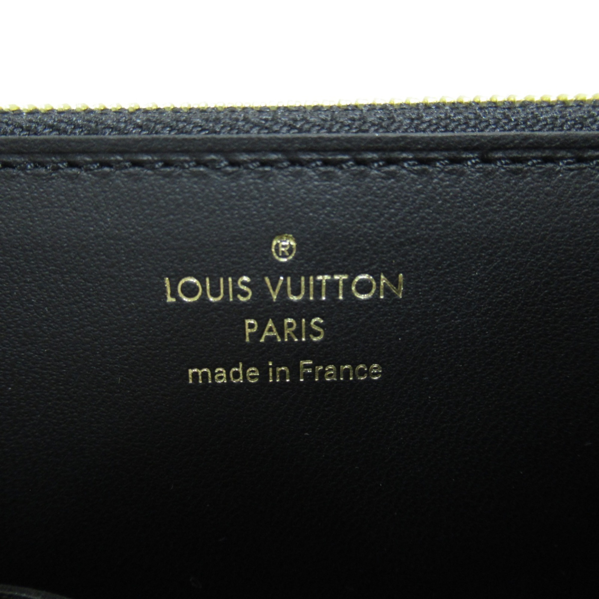 Louis Vuitton LOUIS VUITTON Portefeuille Capucines Bi-fold Wallet Leather Taurillon Women's Black M64551