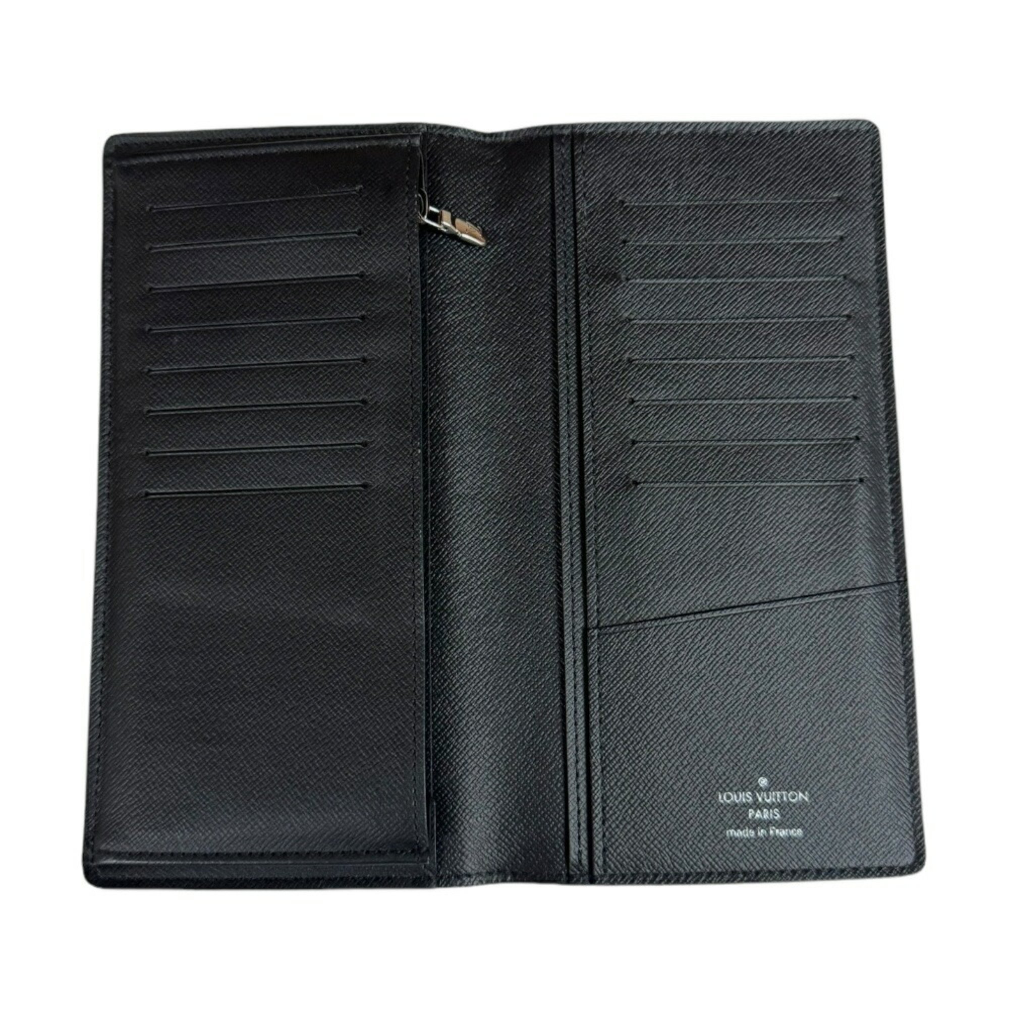 Louis Vuitton Portefeuille Brazza Taiga Bi-fold Wallet M30285 Men's LOUIS VUITTON