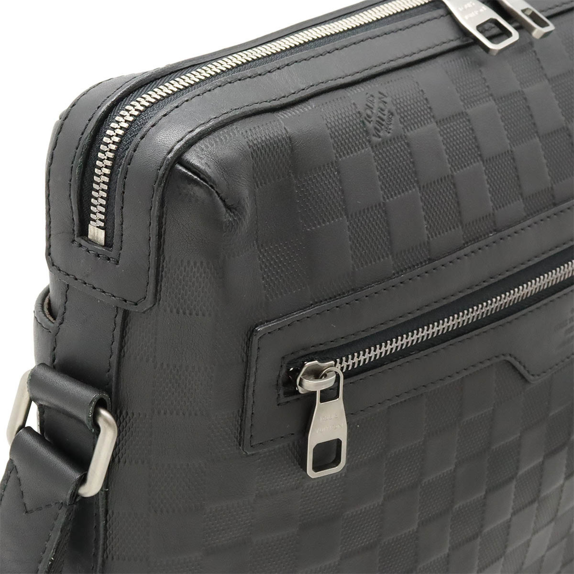 LOUIS VUITTON Damier Infini Calypso MM Shoulder Bag Onyx Black N41201