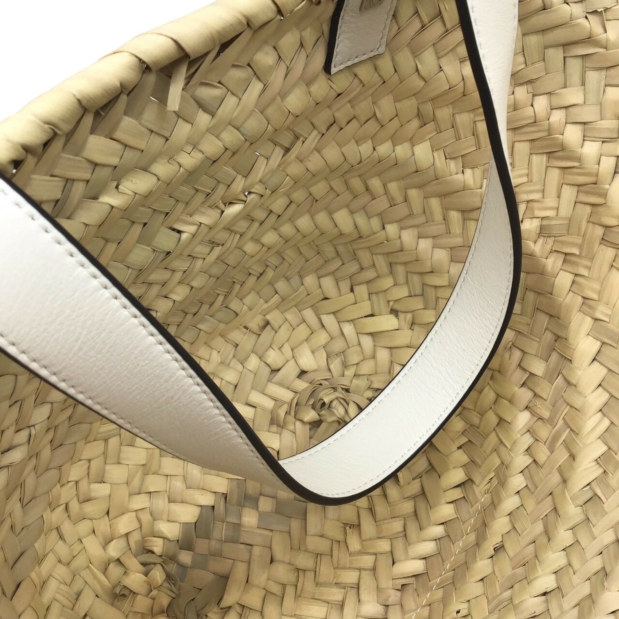 LOEWE Anagram Basket Bag Small Palm Leaf Calf 327.02.S93 Natural White Handbag Eco Women Men