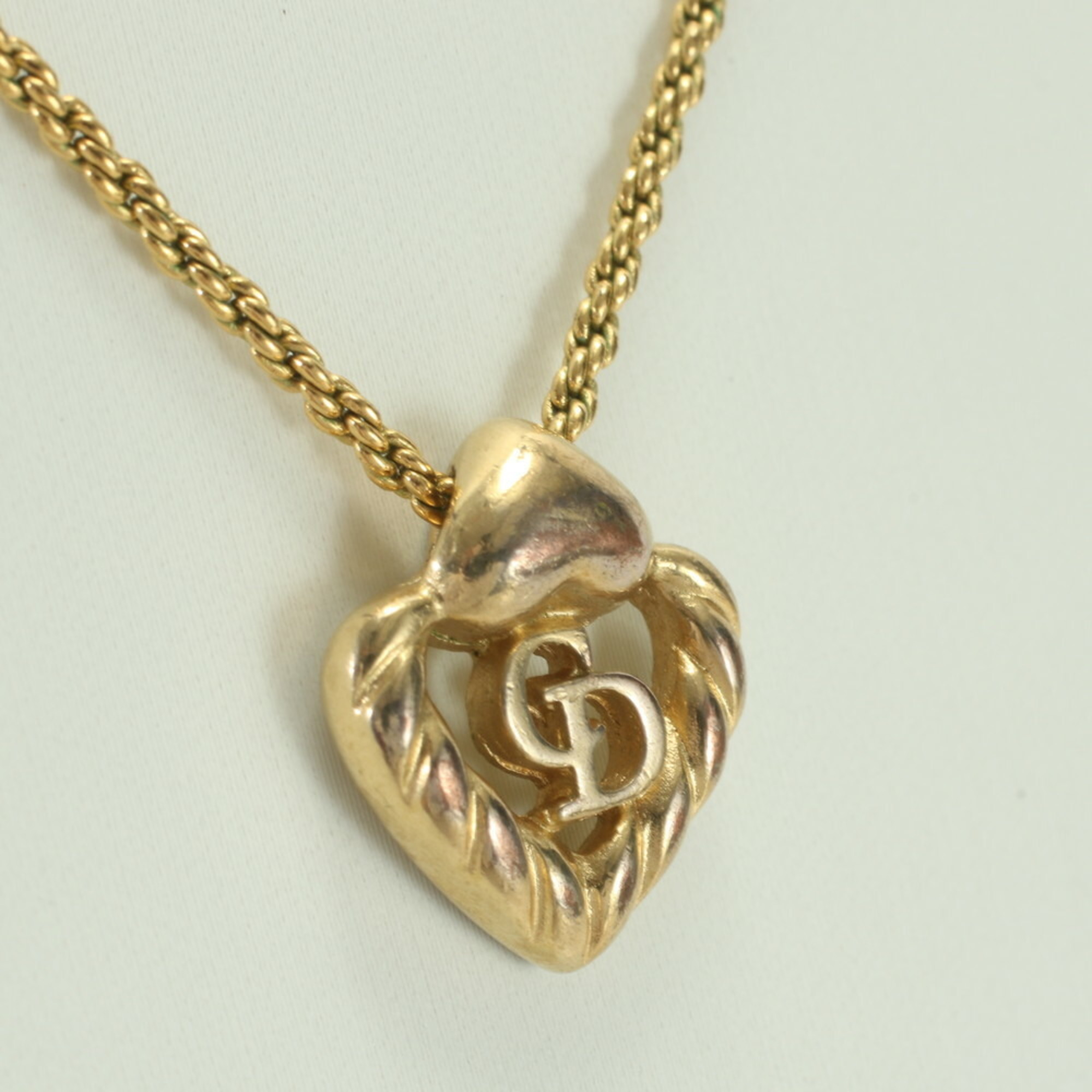 Christian Dior Heart Motif CD Necklace Gold Pendant Women's EEM 0731-E1