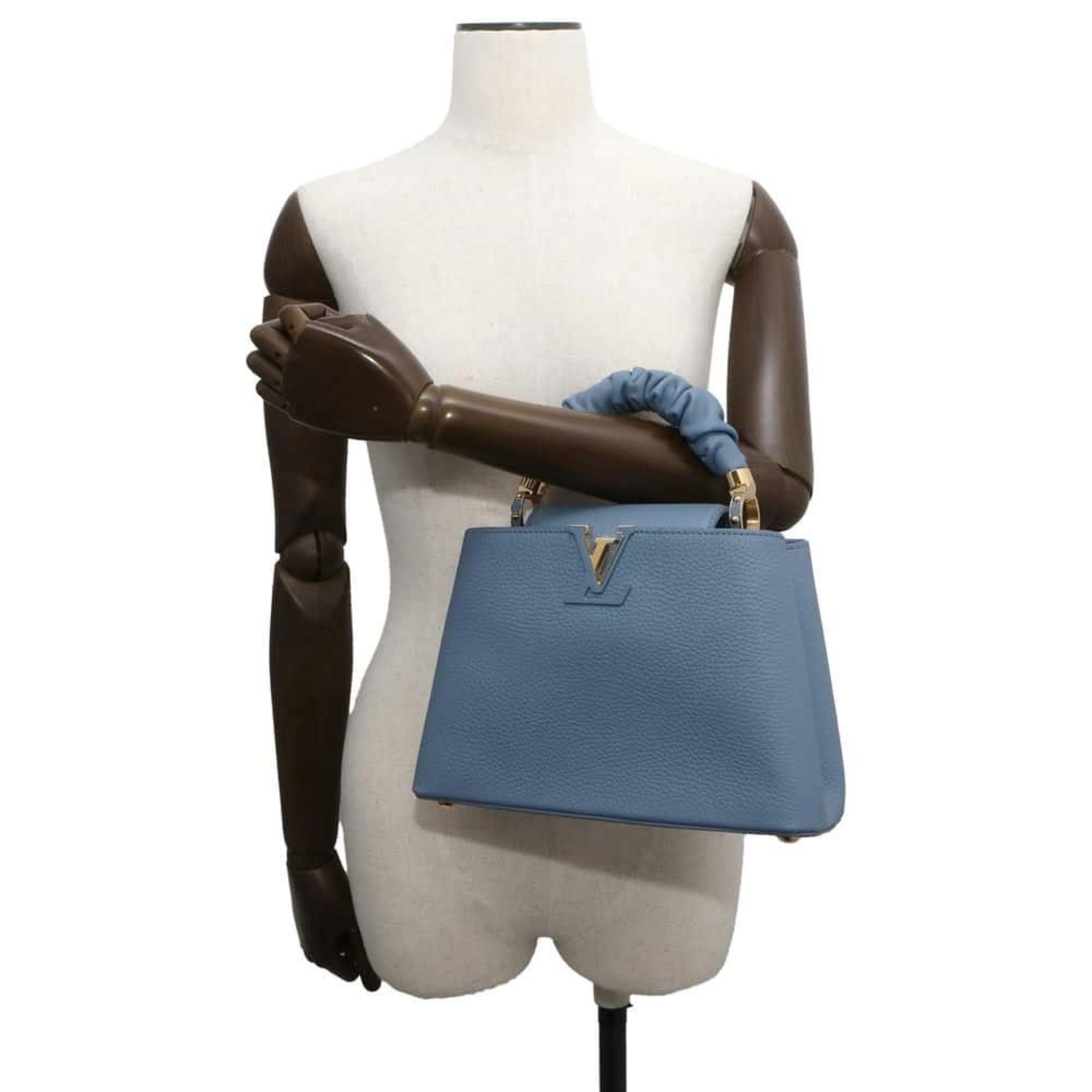 Louis Vuitton Handbag Taurillon Leather Capucines BB Scrunchie M58726 LOUIS VUITTON 2way Shoulder Bag