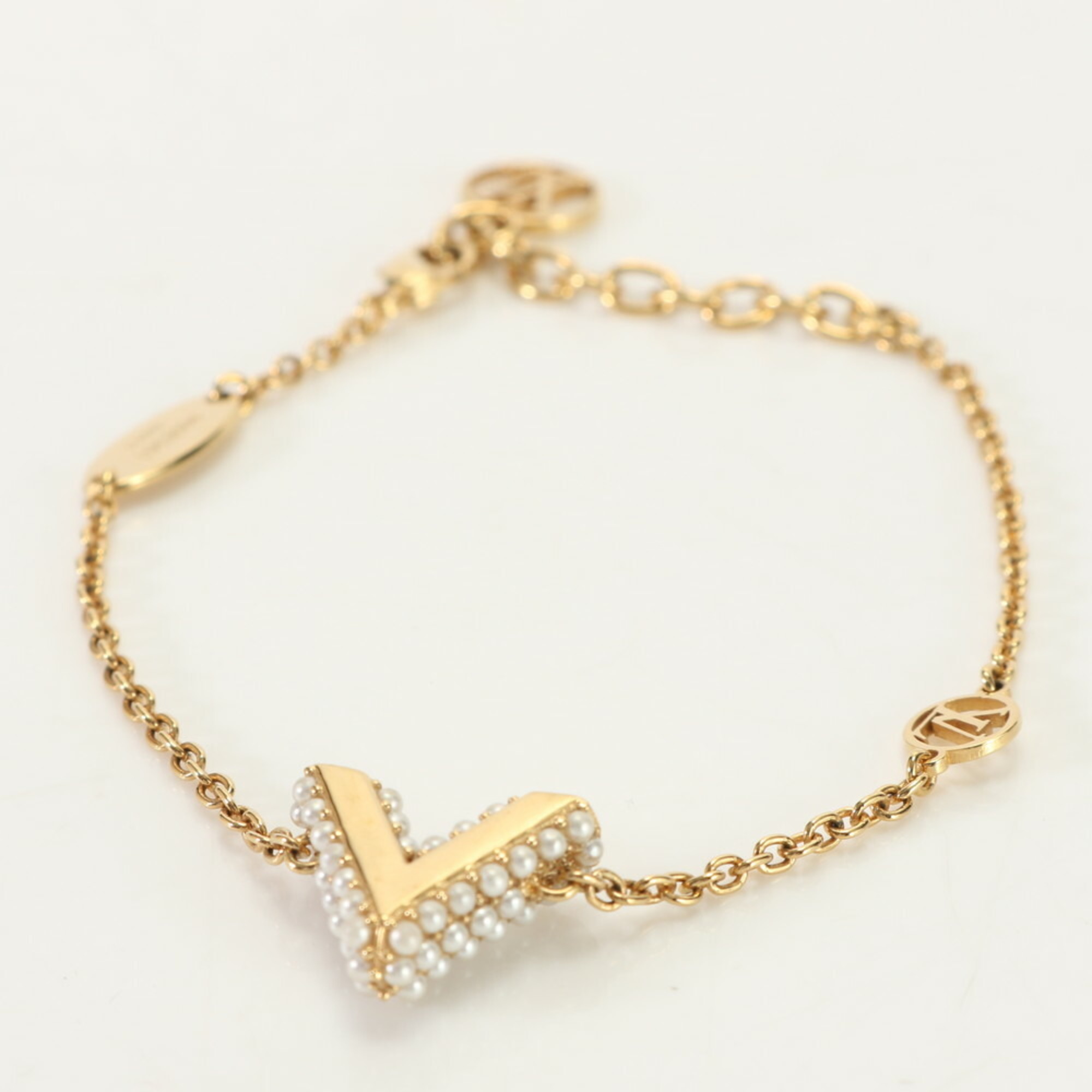 Louis Vuitton LV Bracelet Essential V Pearl M68361 Gold Women's ERM 0731-R15