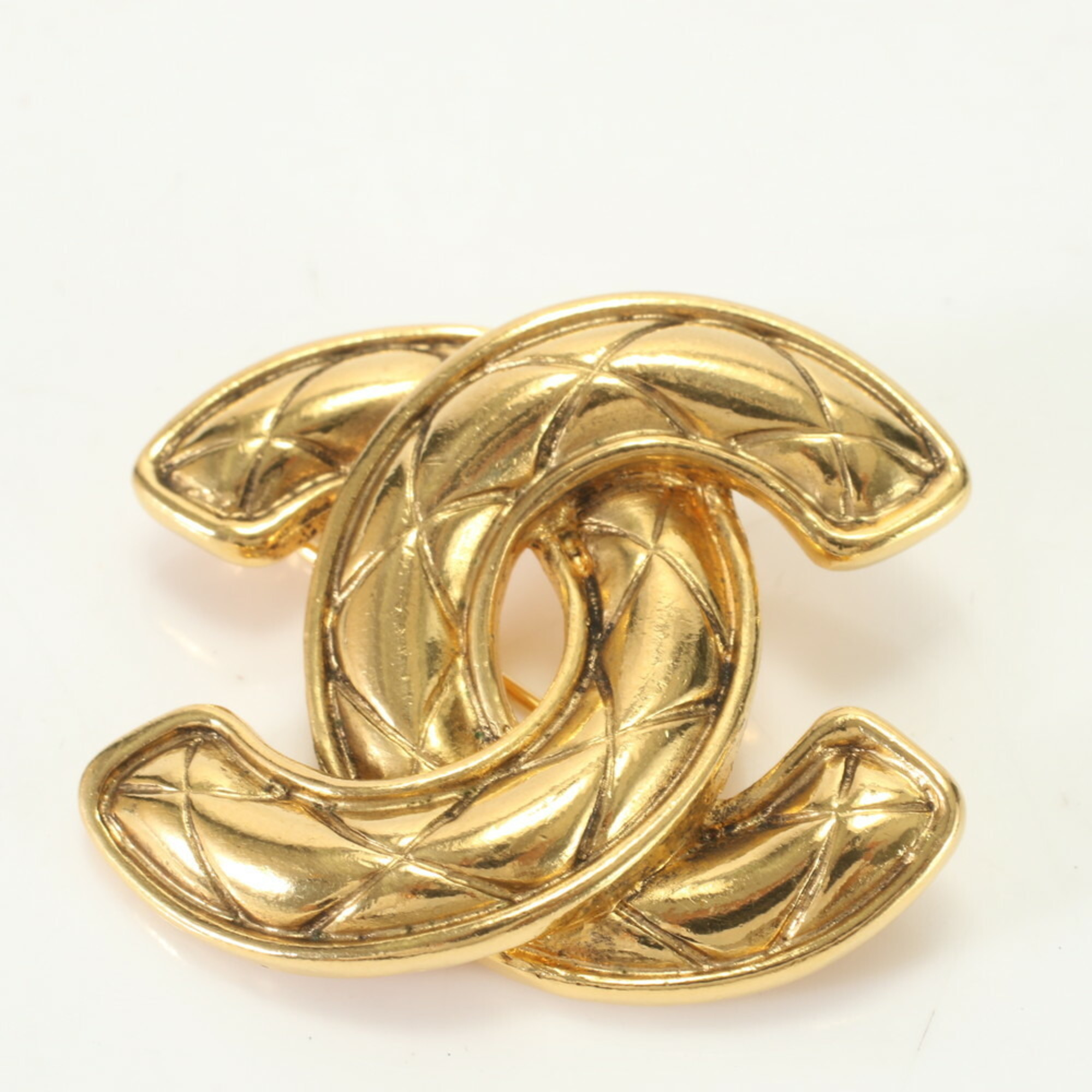 Chanel Matelasse Coco Mark Brooch Gold Women's EEM 0726-E13