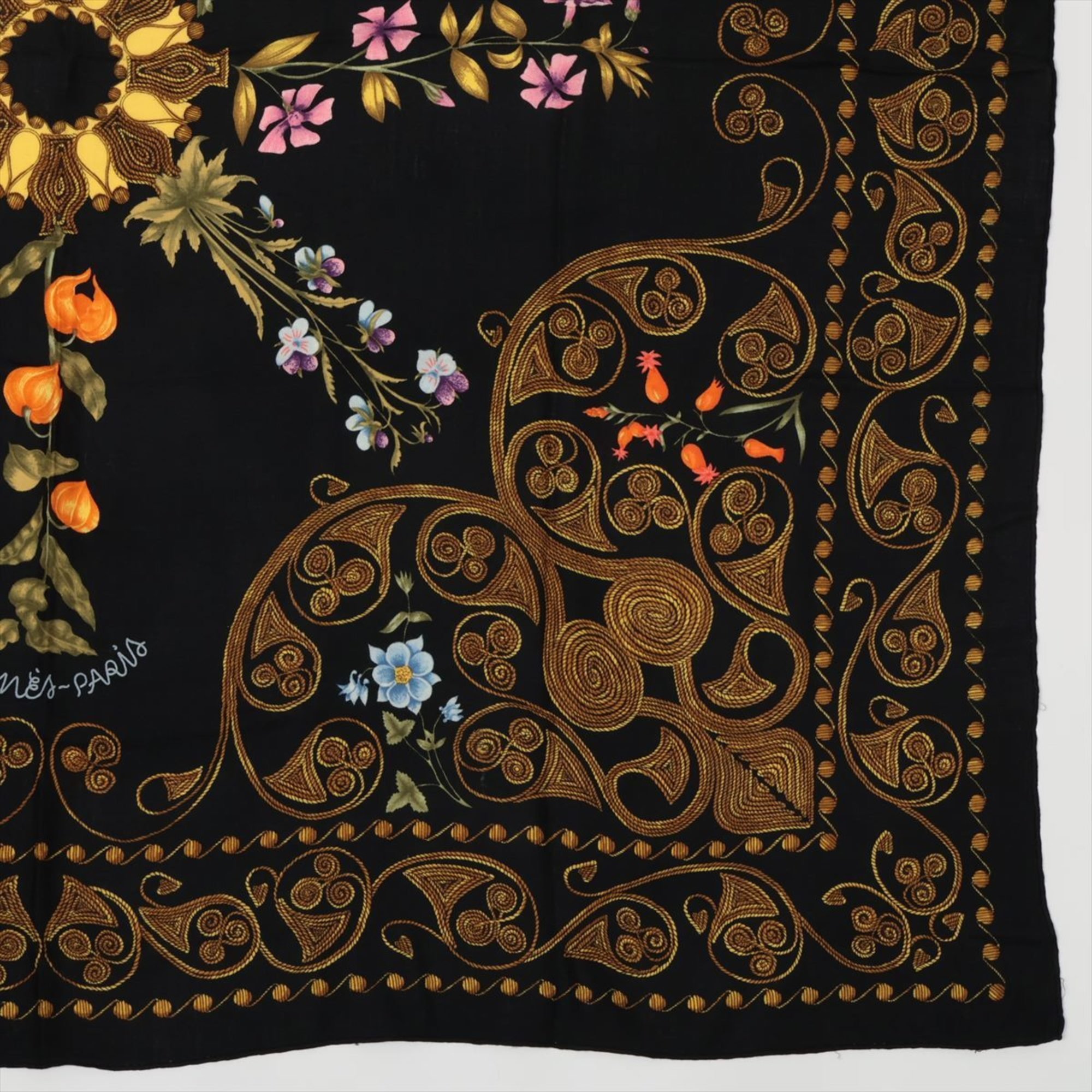 Hermes Carre Geant 140 ARABESQUES Arabesque Cashmere Silk Scarf Women's MMM AM14-3