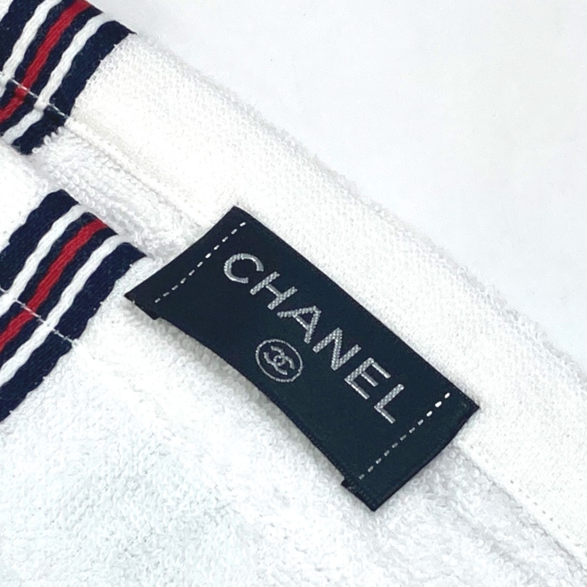 CHANEL 16S CC Coco Mark Airline AIRLINES Beach towel Bath Lap Cotton Women's White