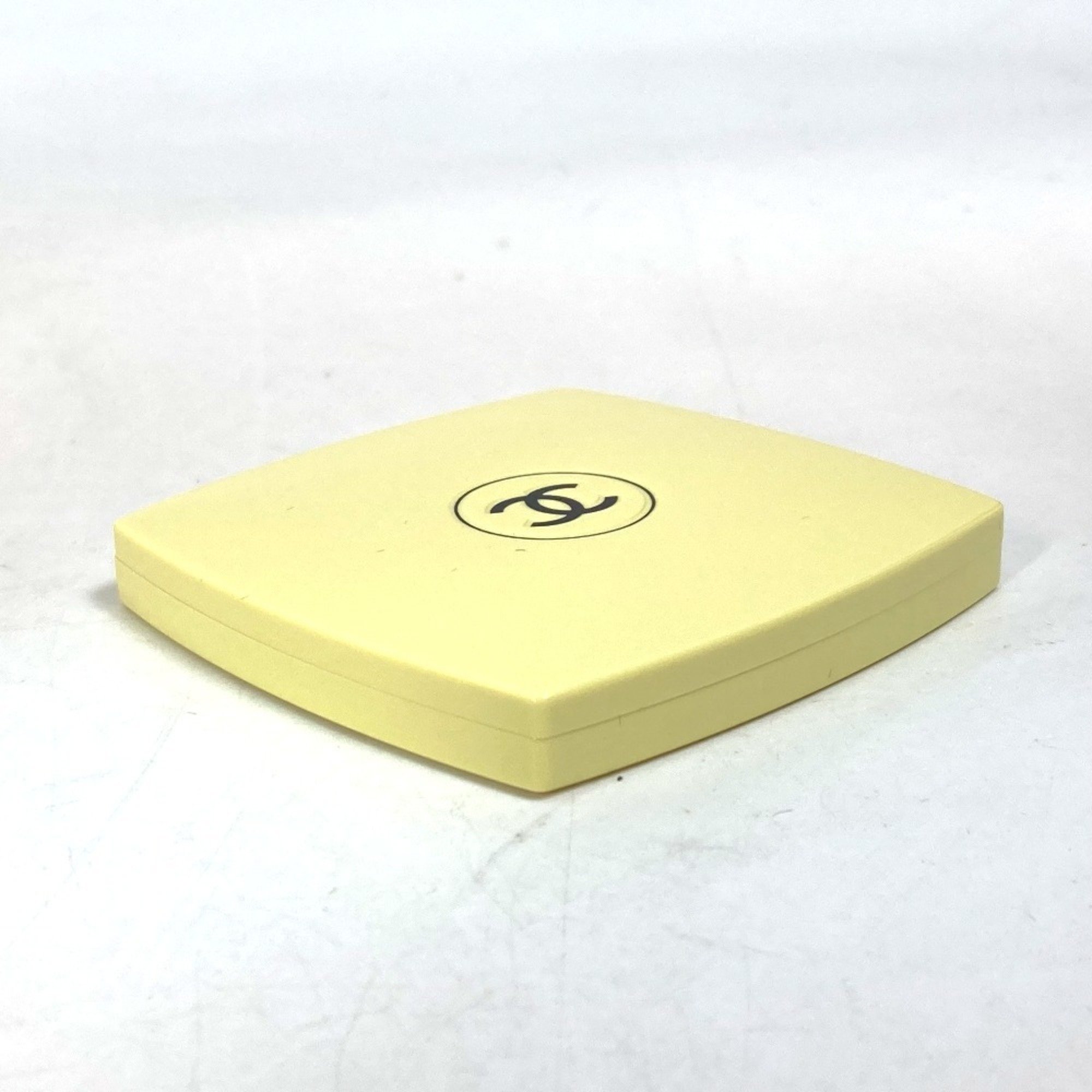 CHANEL 138065 CC Coco Mark Miroir Double Facet Compact Mirror Plastic Ovny 129 Yellow