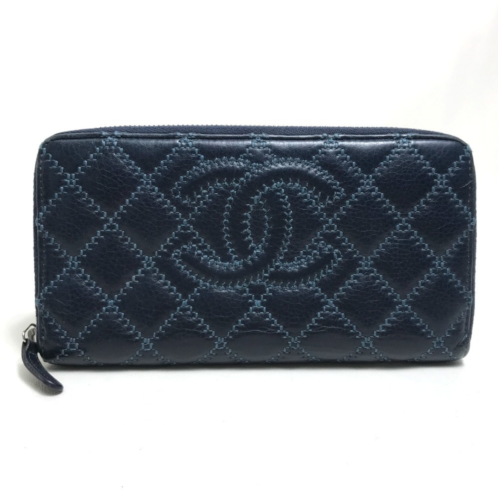 CHANEL A69211 CC Quilted Stitch Round Long Wallet Calfskin Women's Navy x Blue