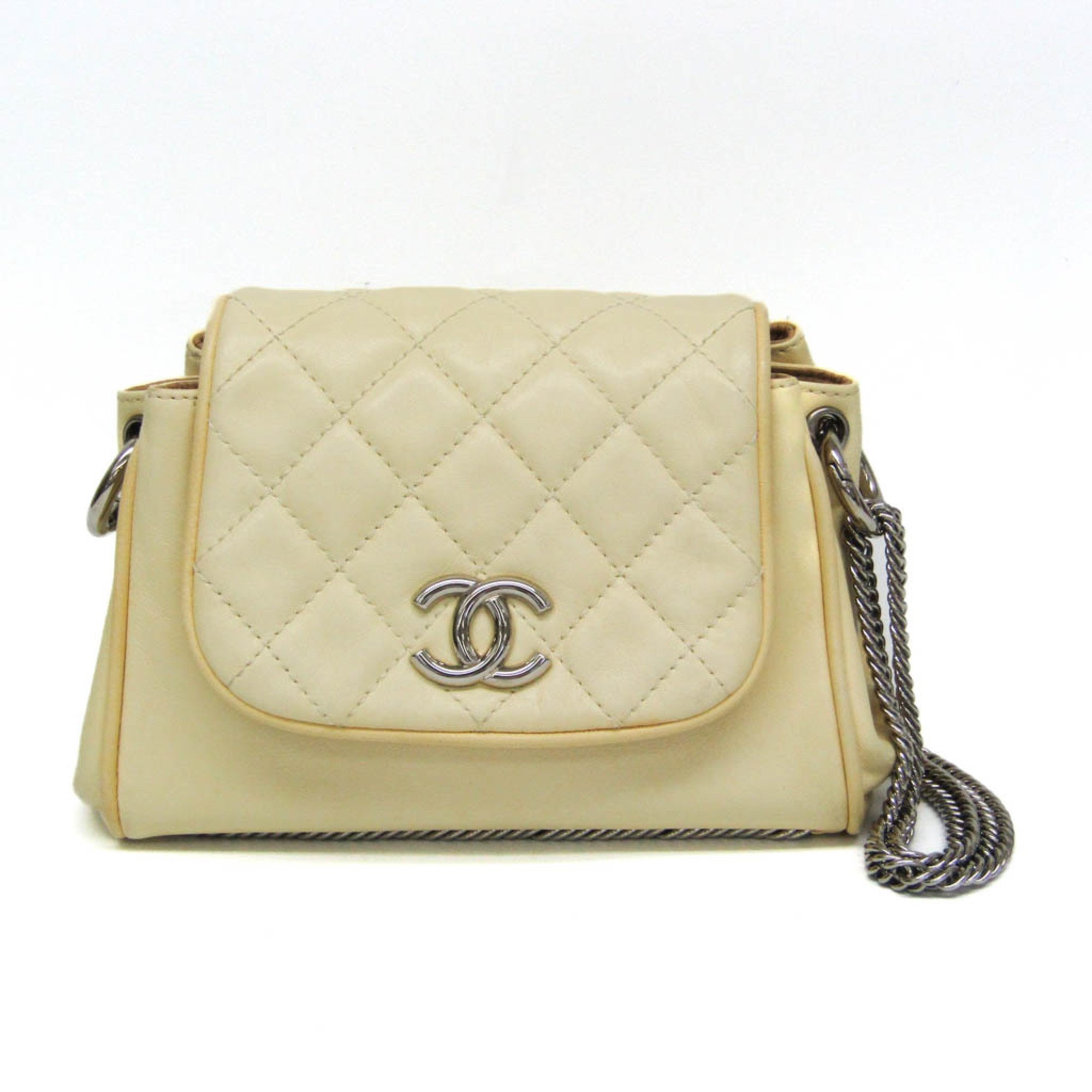 Chanel Matelasse Women's Leather Shoulder Bag Yellow