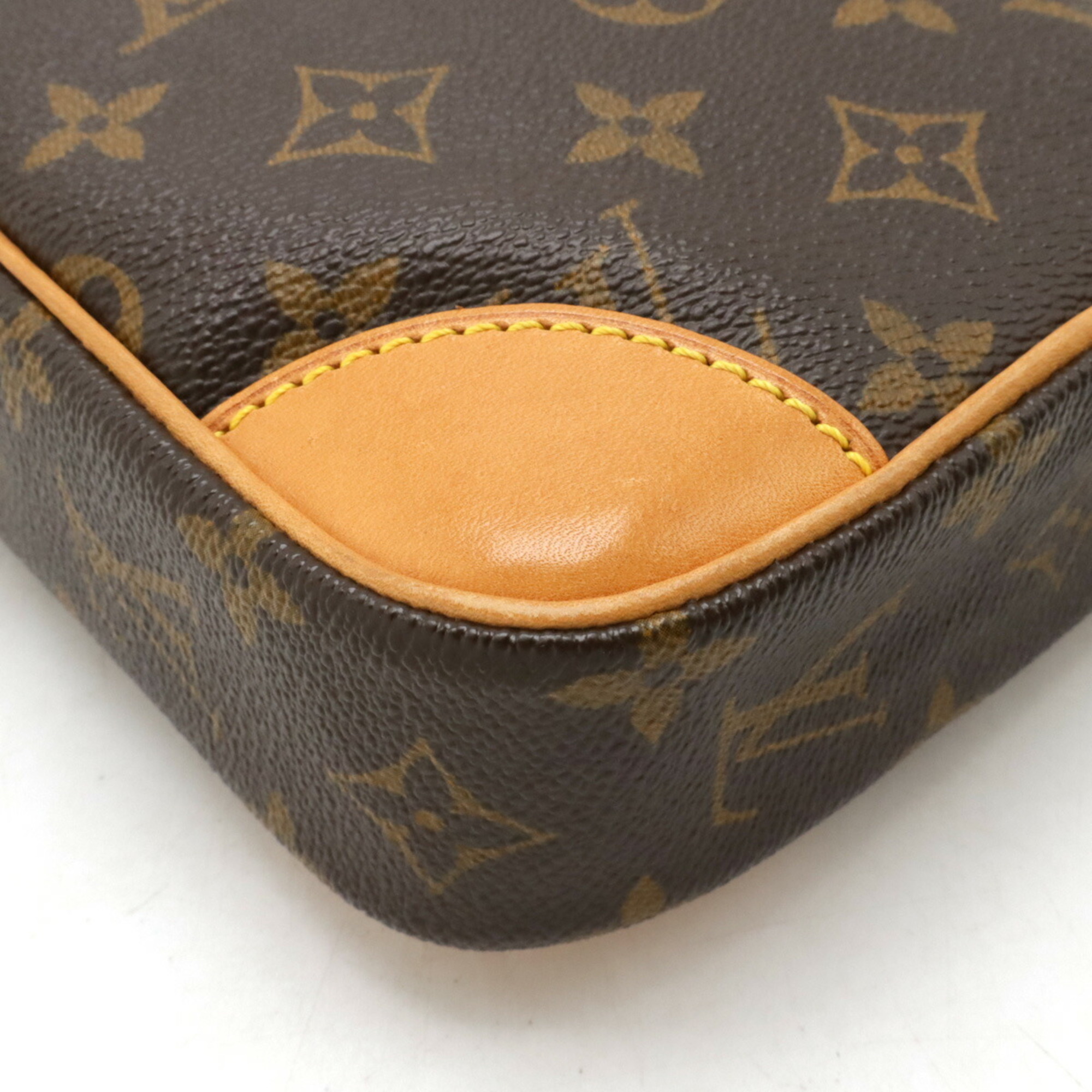 LOUIS VUITTON Louis Vuitton Monogram Danube Shoulder Bag Pochette Non-sticky M45266