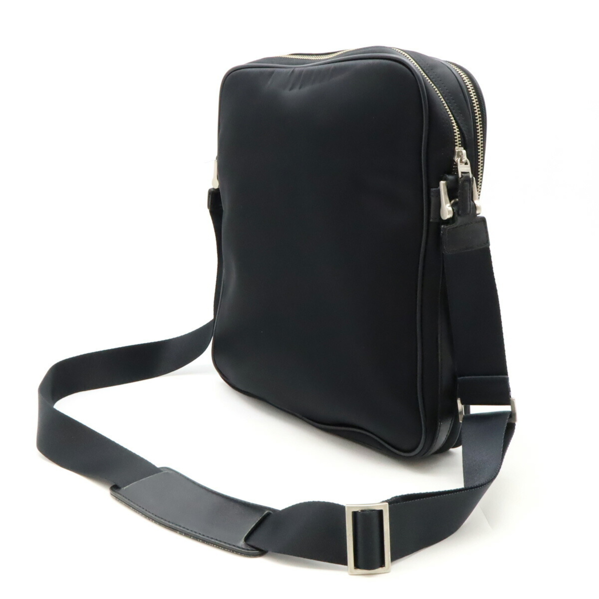 BURBERRY Shoulder bag in nylon and leather, black