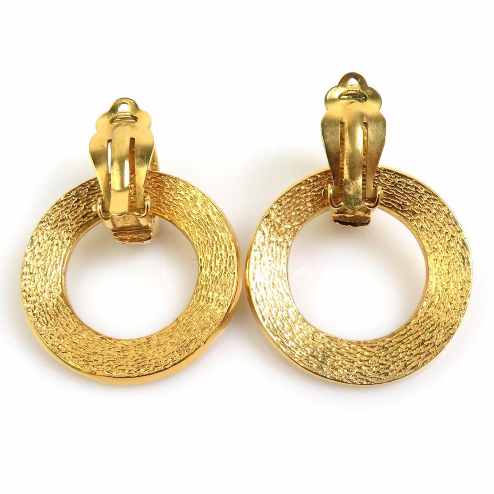 CHANEL Metal Gold Earrings for Women e59049a