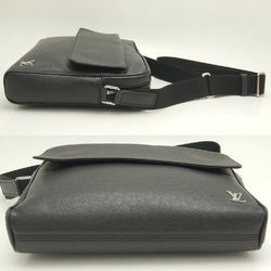 LOUIS VUITTON Louis Vuitton Taiga Alex M30260 Bag Noir 252094