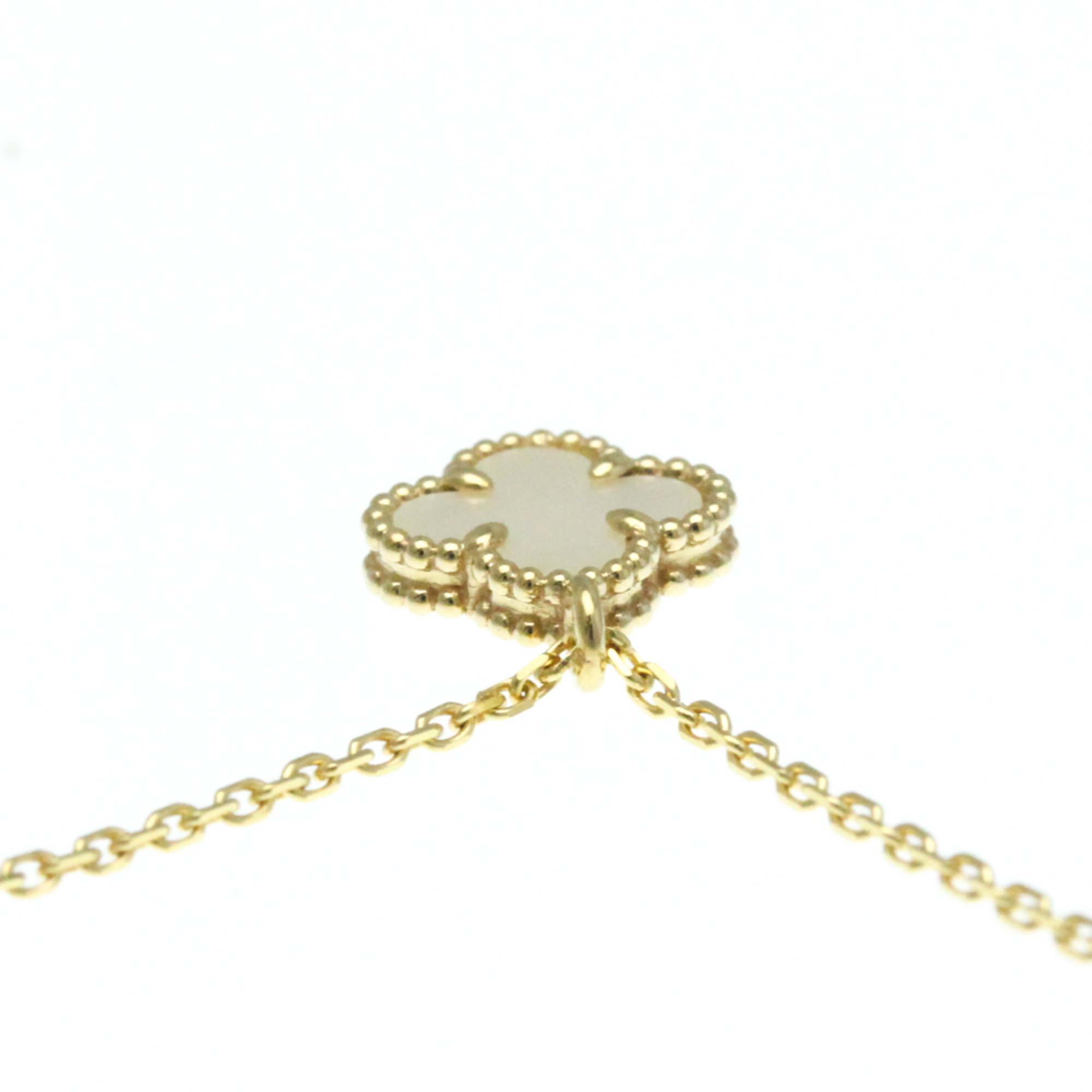 Van Cleef & Arpels Sweet Alhambra VCARF69100 Yellow Gold (18K) Shell Women,Men Fashion Pendant Necklace (Gold)