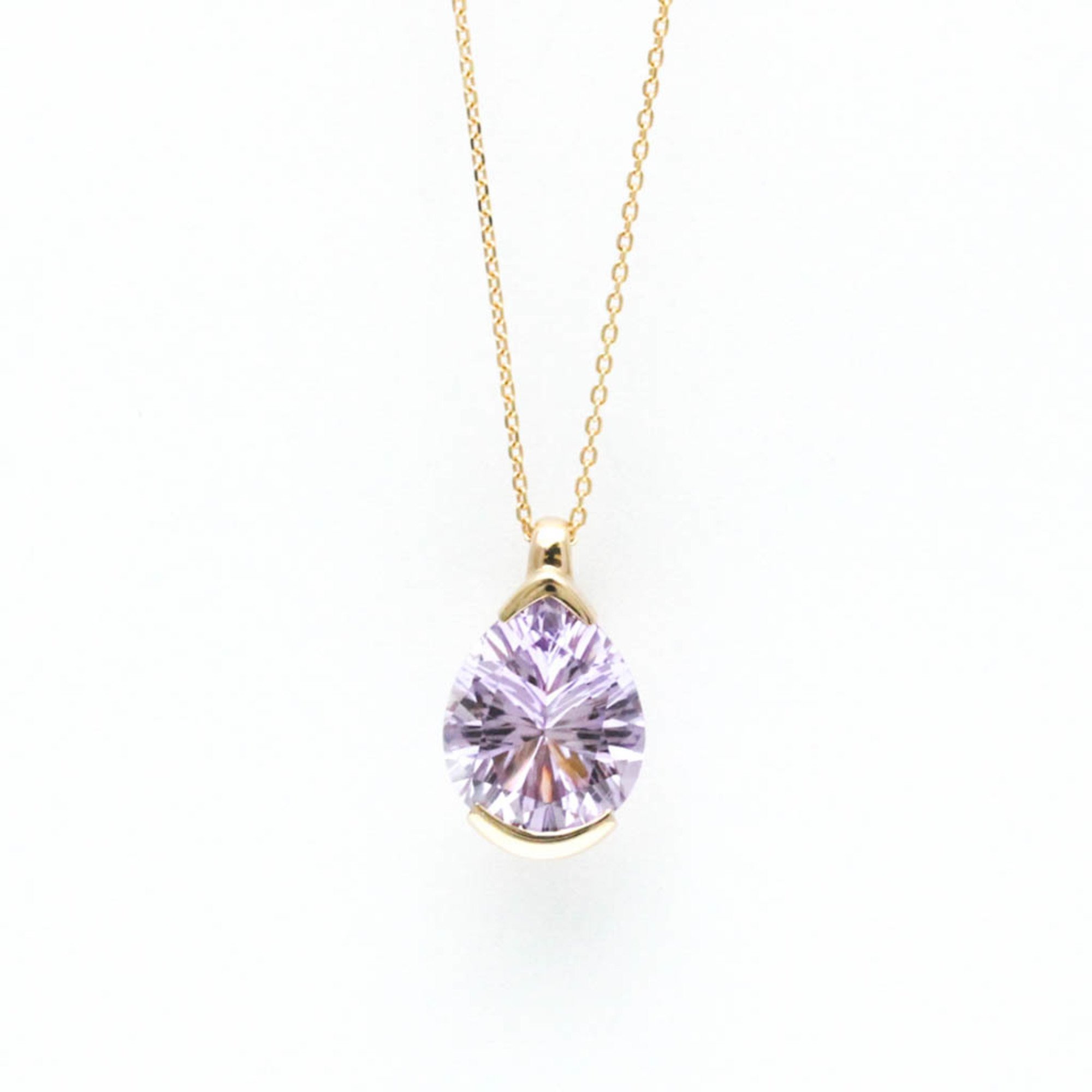 Tasaki Lumino Pendant PI-15676-18KSG-AME Pink Gold (18K) Amethyst Men,Women Fashion Pendant Necklace (Pink Gold,Purple)