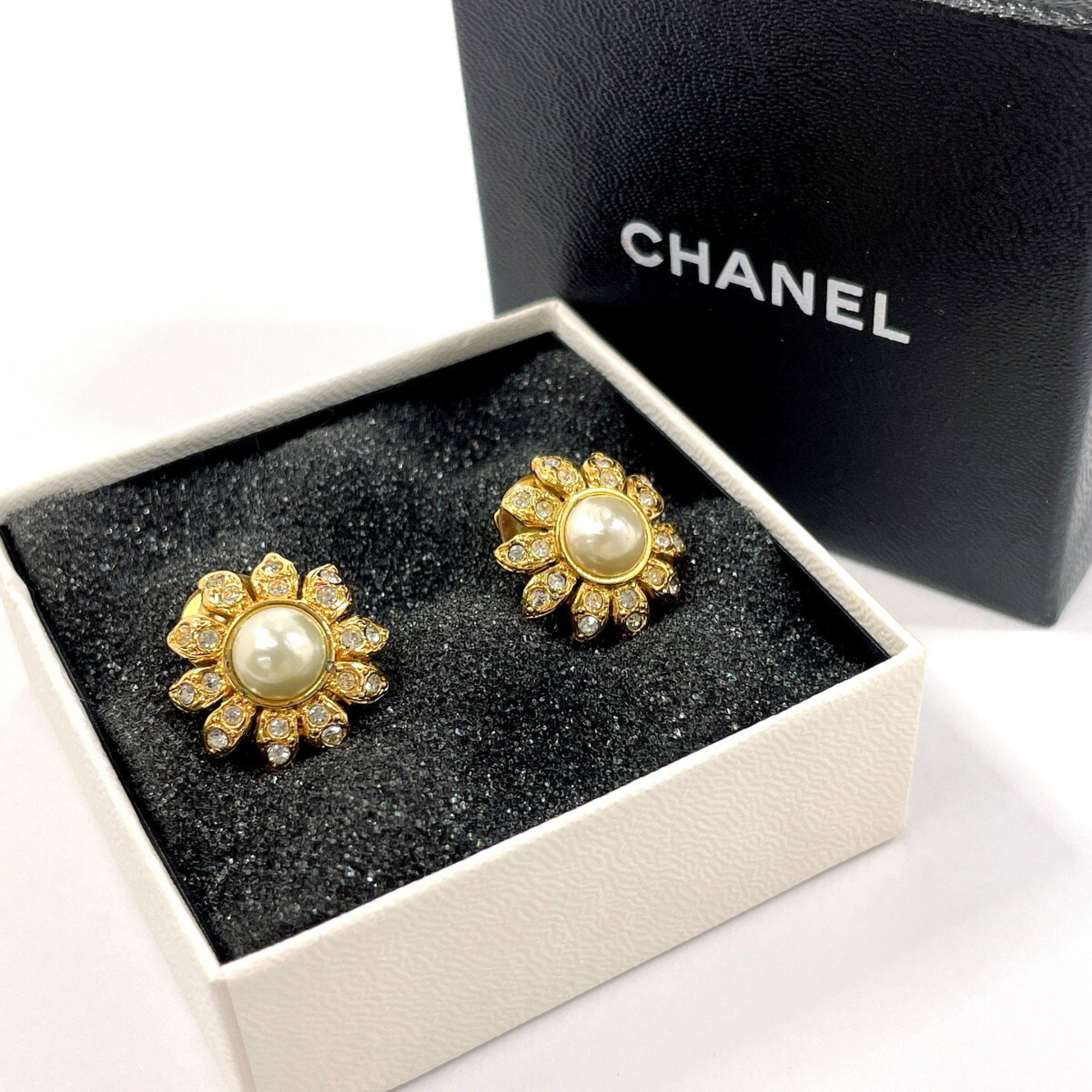 CHANEL Flower Earrings Metal/Faux Pearl Gold Women's