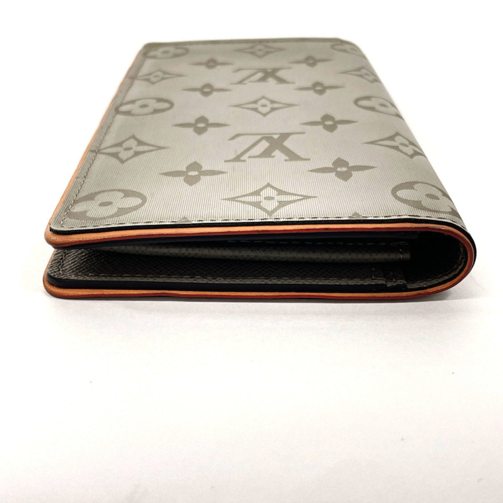 LOUIS VUITTON Louis Vuitton Portefeuille Brazza M63236 Bi-fold wallet/Monogram Titanium Grey Men's