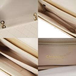 CHANEL Chanel Matelasse White Women's Calf Shoulder Bag