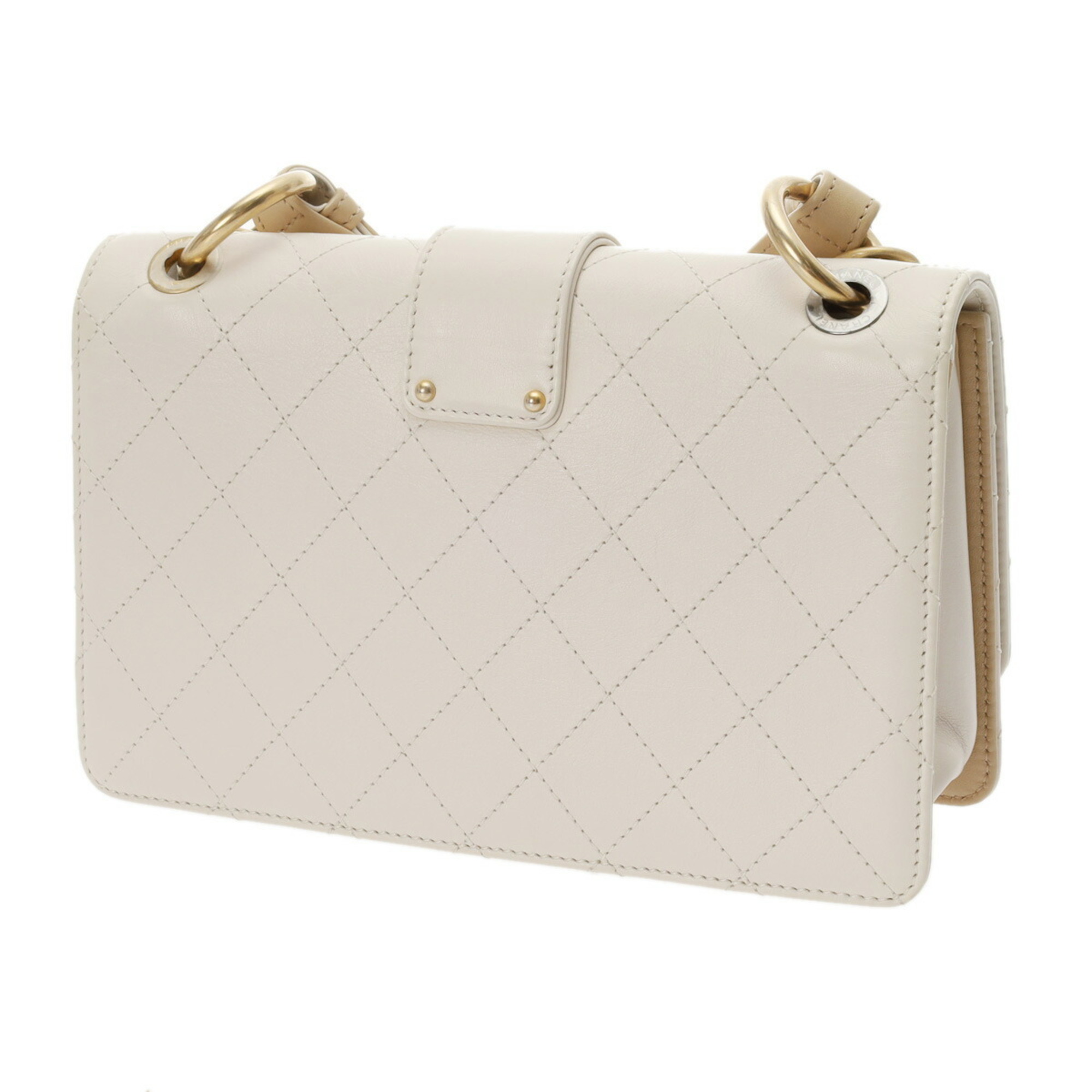 CHANEL Chanel Matelasse White Women's Calf Shoulder Bag