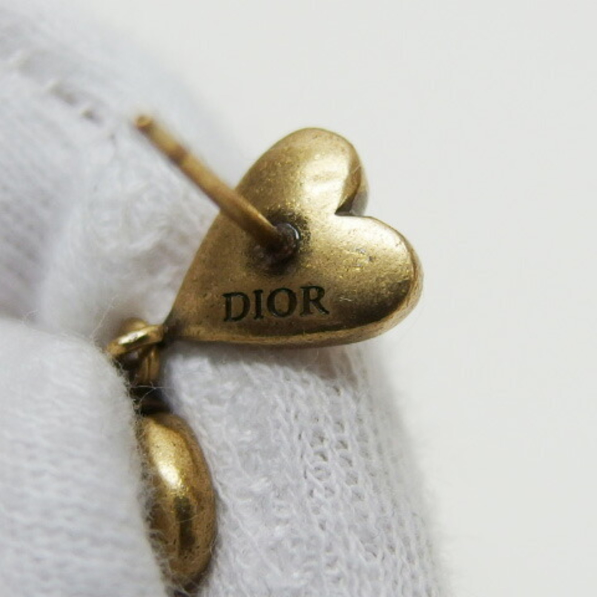 Christian Dior Swing Faux Pearl Heart Earrings