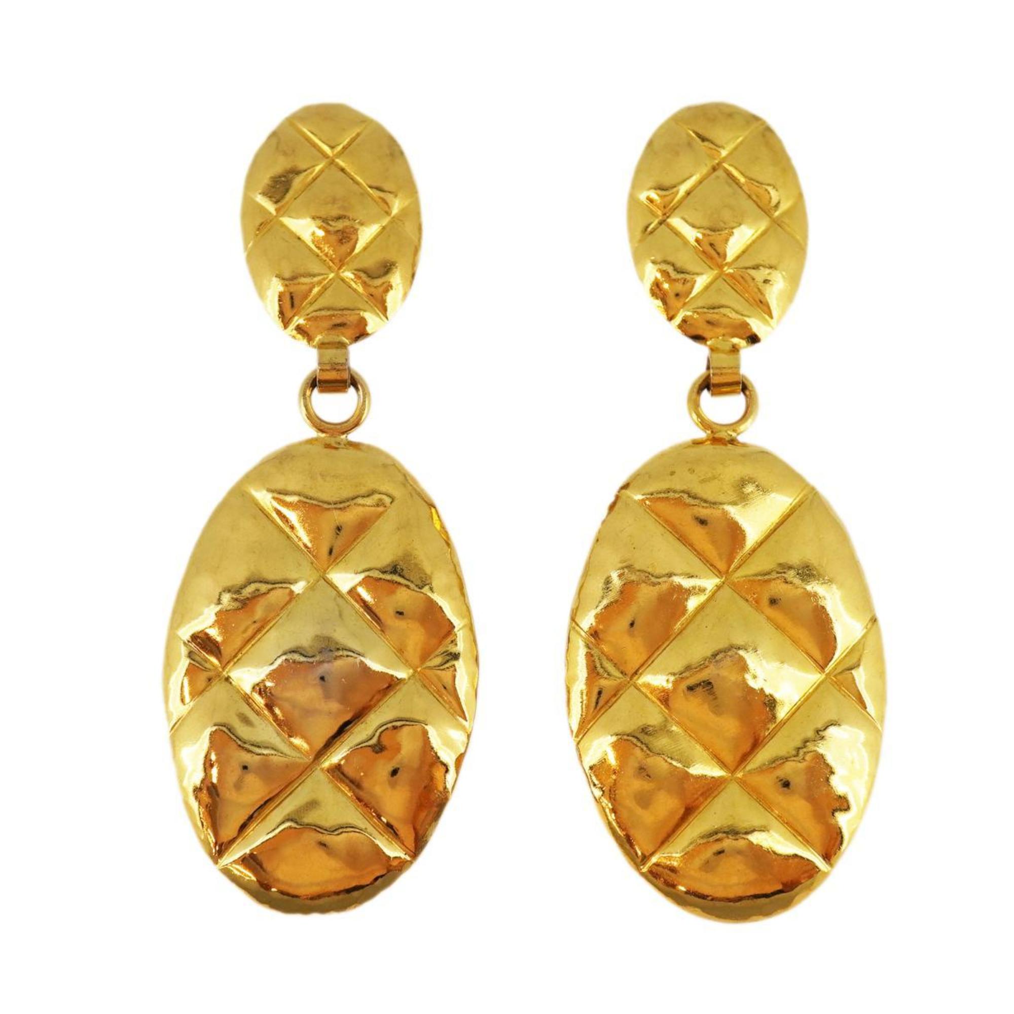 Chanel Earrings Matelasse Oval GP Plated Gold Women's