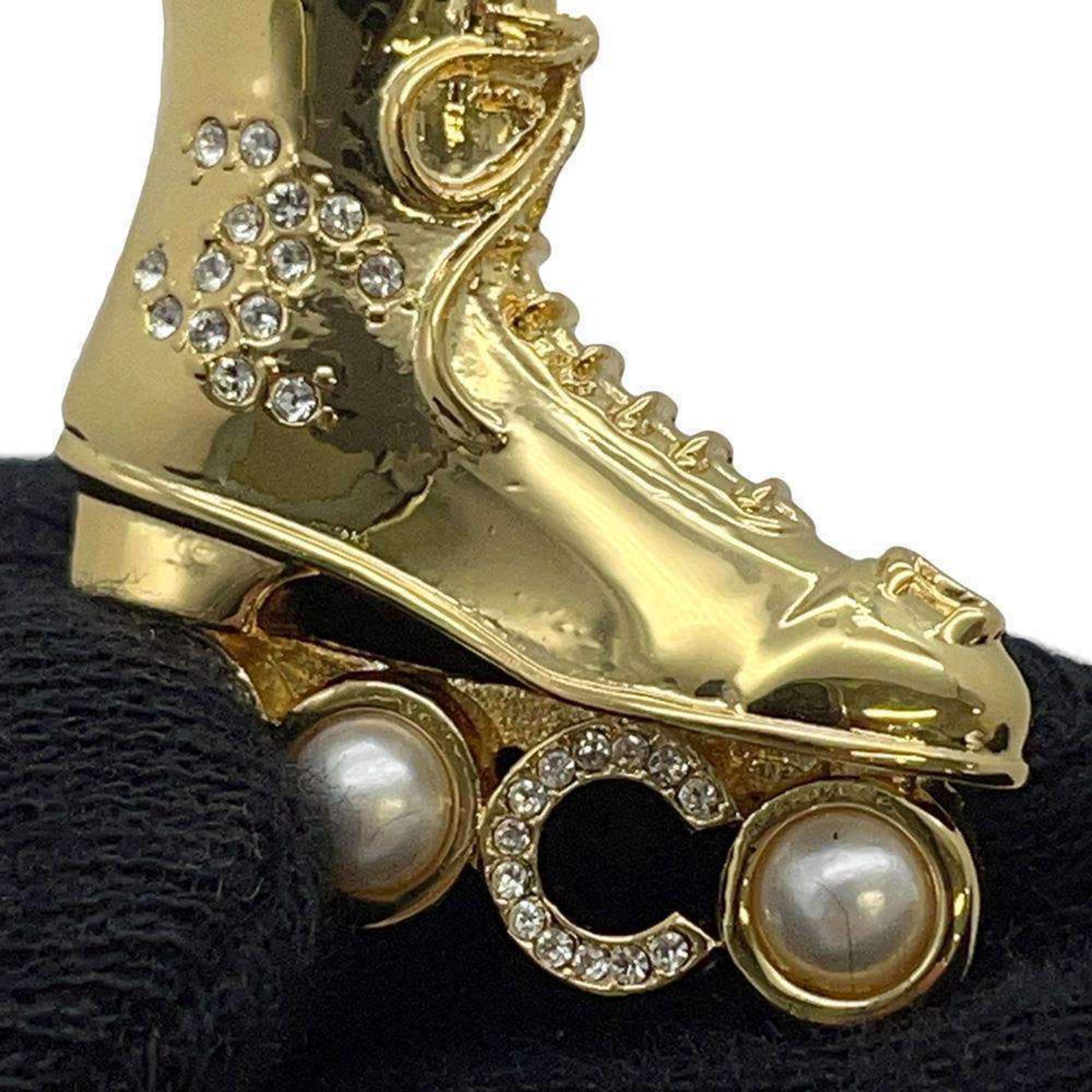 CHANEL Brooch Skate Rhinestone Faux Pearl F24 C