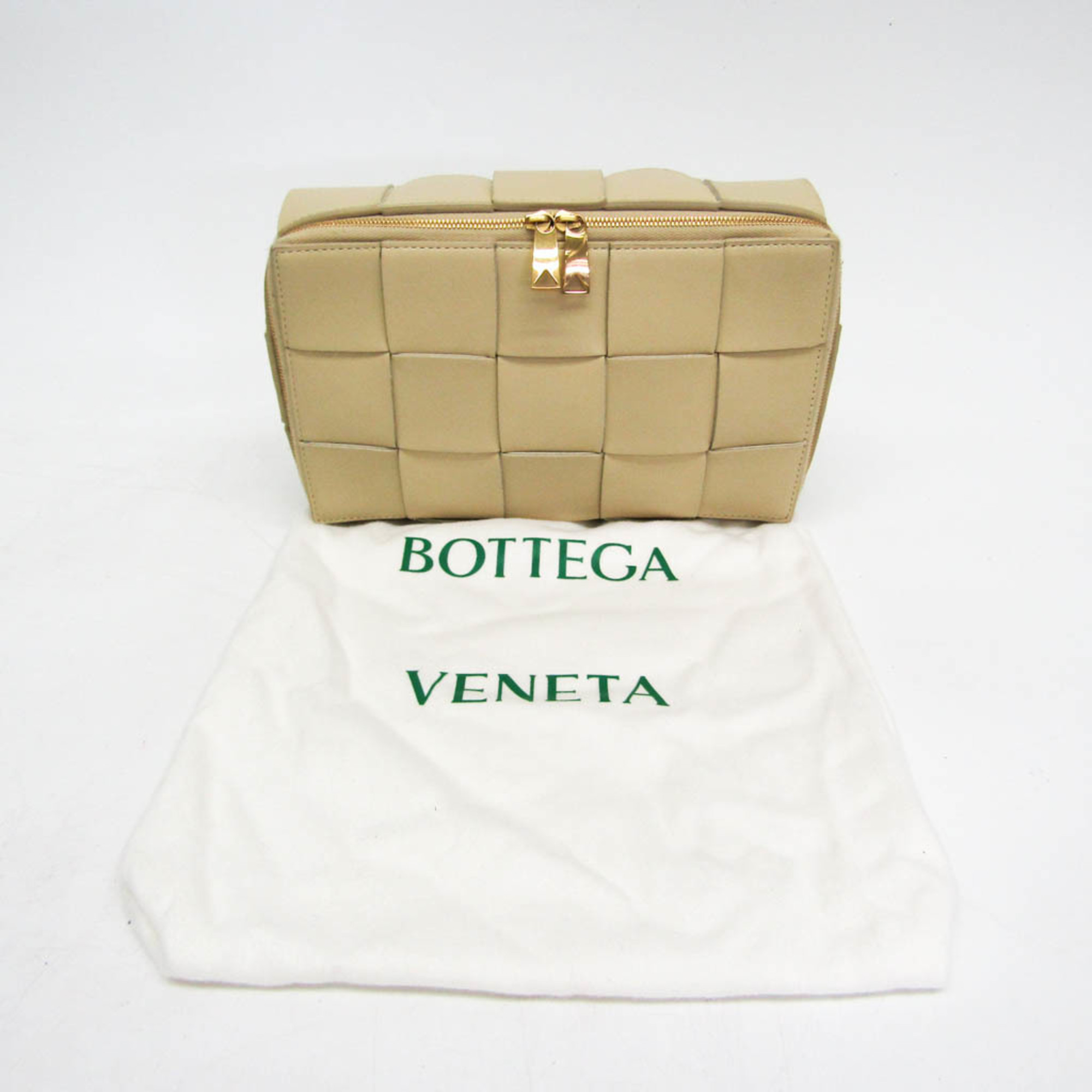 Bottega Veneta Intrecciato Cassette Men,Women Leather Clutch Bag Light Beige