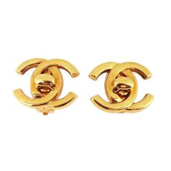 Chanel Earrings Turn Lock GP Plated Gold 95A Women's