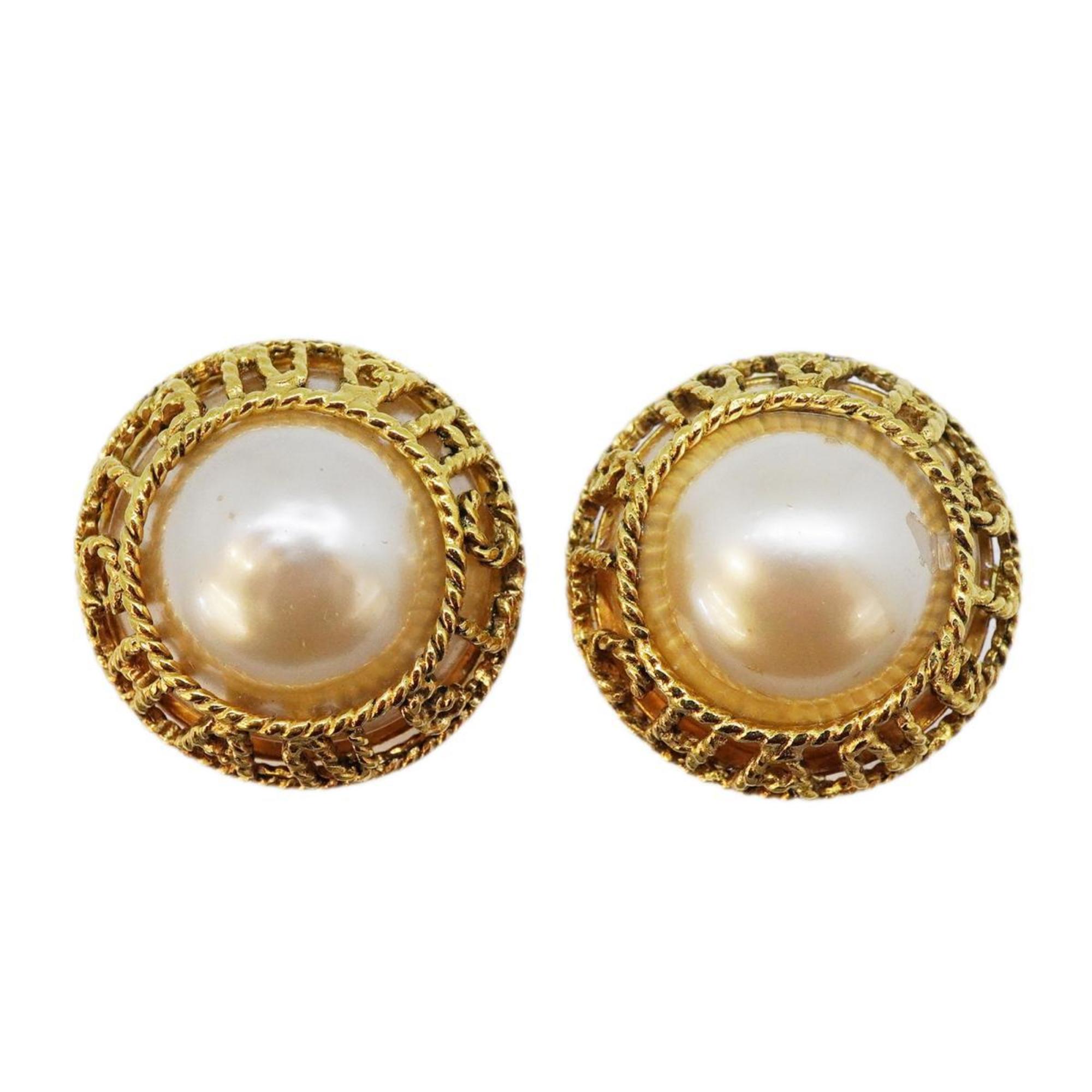 Chanel Earrings Circle Faux Pearl GP Plated Gold 94A Women's