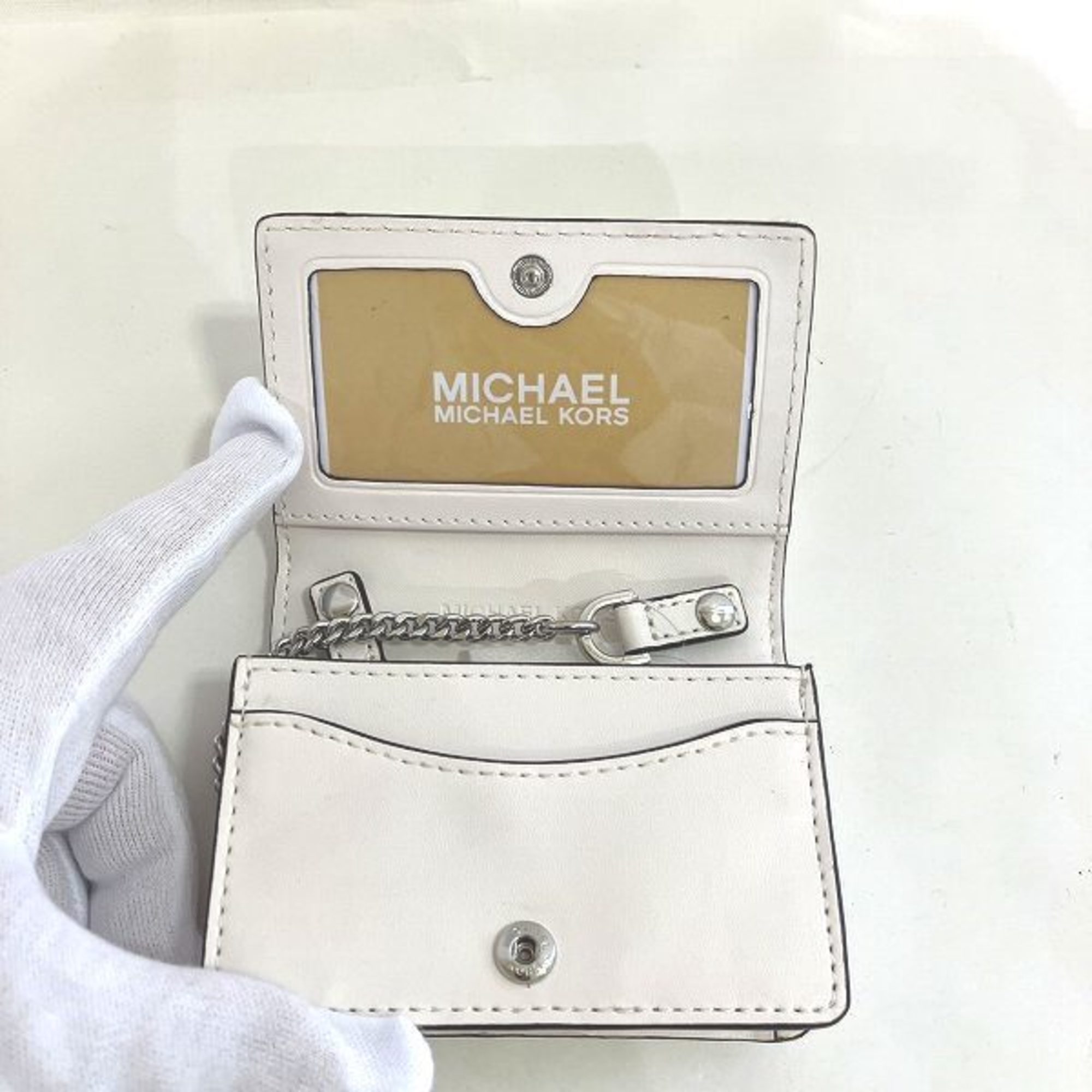 Michael Kors Wallets & Coin Cases White Leather Chain Women's