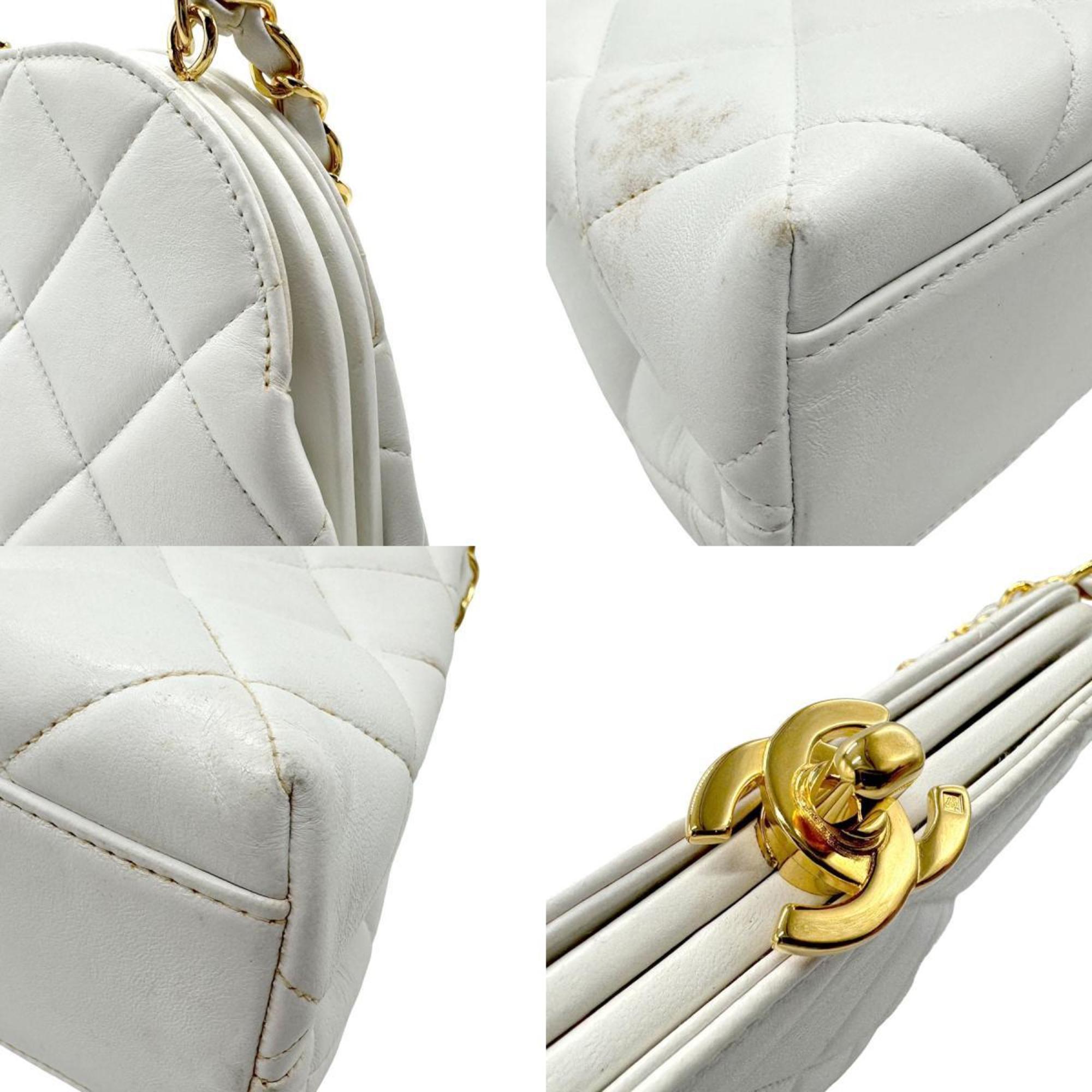 CHANEL Shoulder Bag Matelasse Leather White Gold Women's n0311