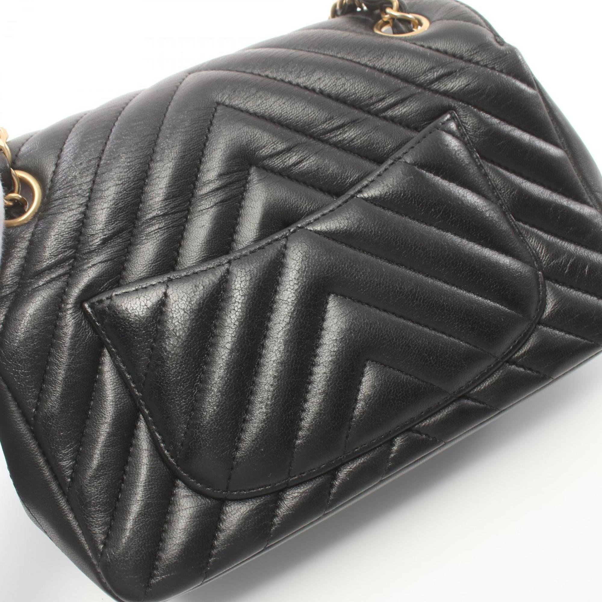 CHANEL Chevron V-stitch shoulder bag, leather, women's, black