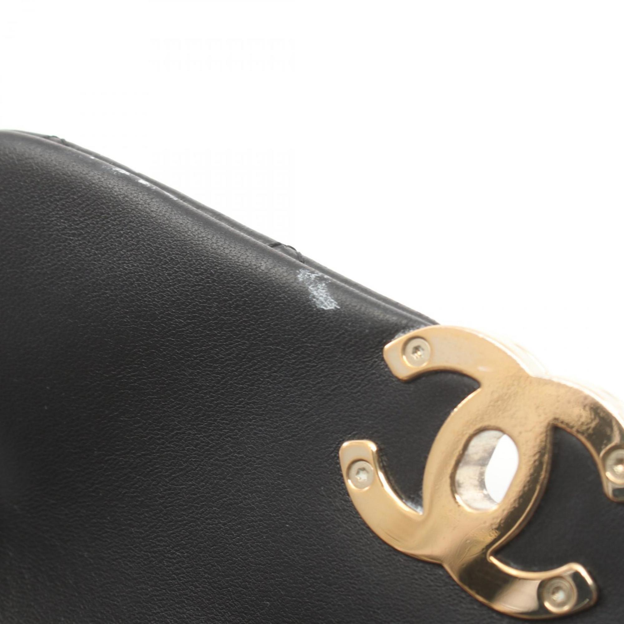 CHANEL Matelasse Shoulder Bag, Lambskin, Women's, Black