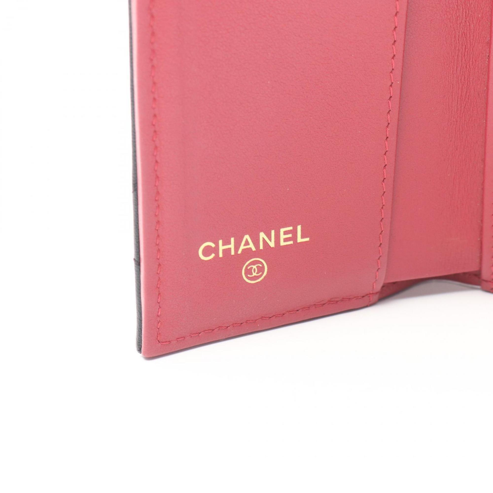 CHANEL Chanel 19 Matelasse Tri-fold Wallet Lambskin (Sheepskin) Women's Black