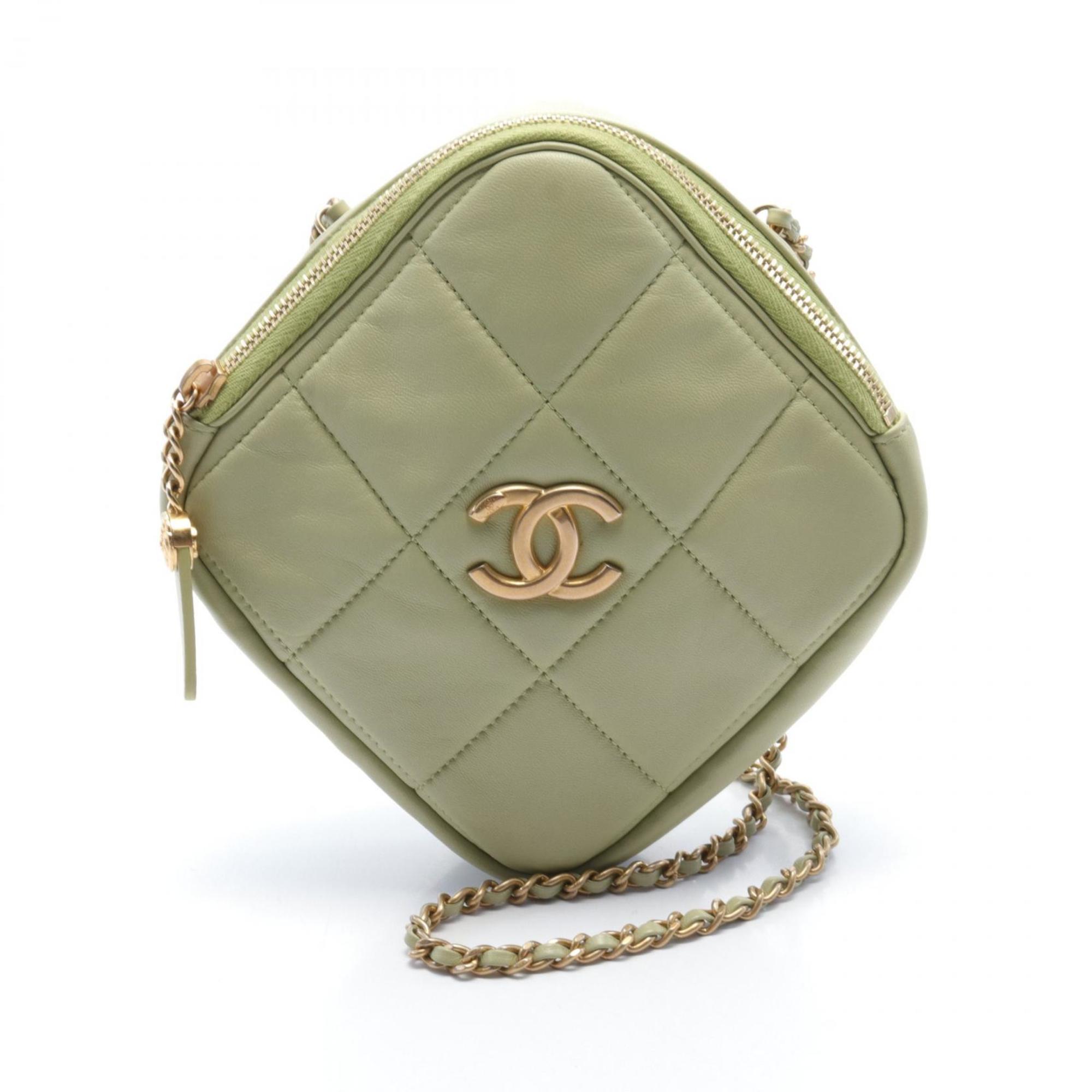 CHANEL Matelasse Shoulder Bag Leather Women's Green AS2201