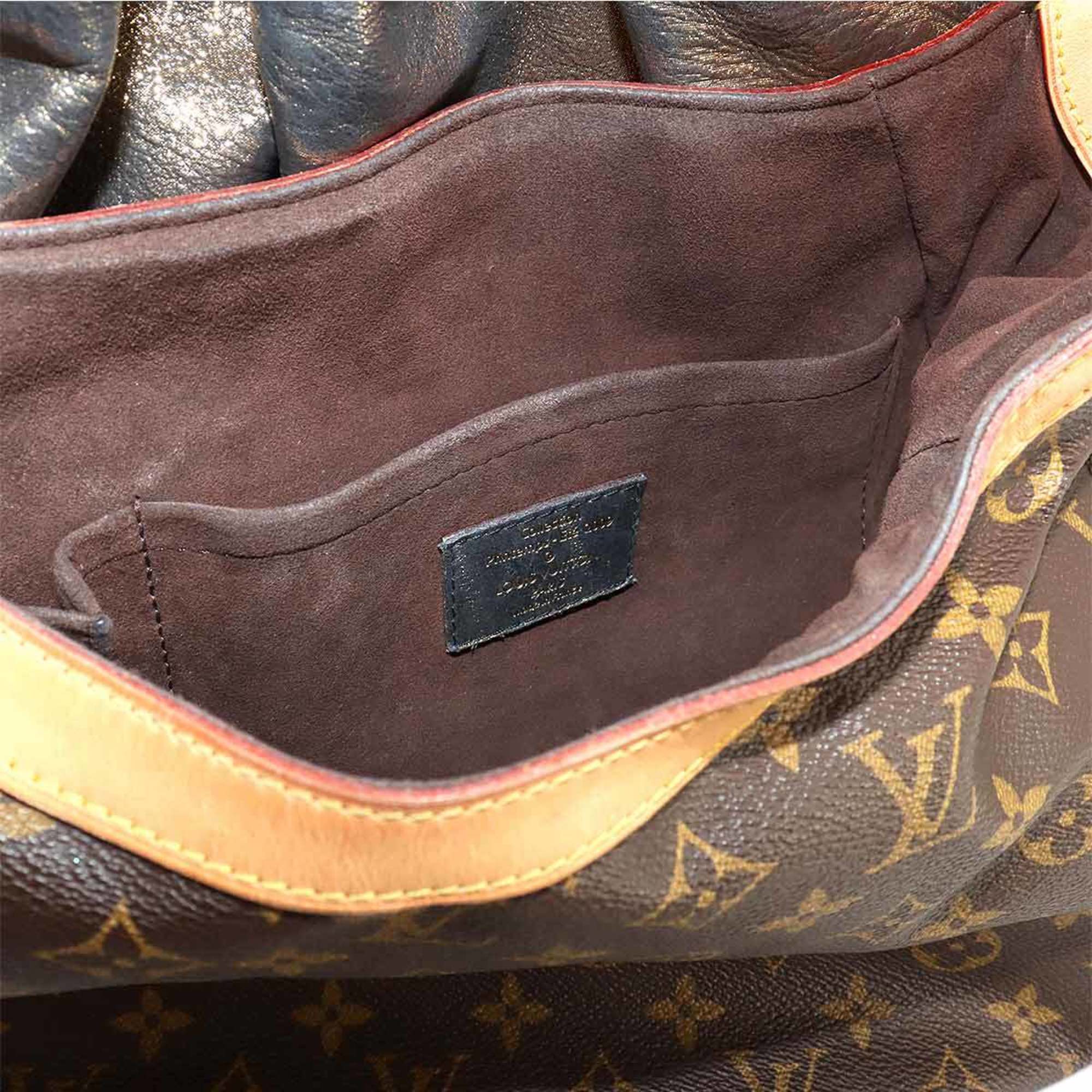 Louis Vuitton Monogram Kalahari GM Shoulder Bag Brown M97015 Gold Hardware